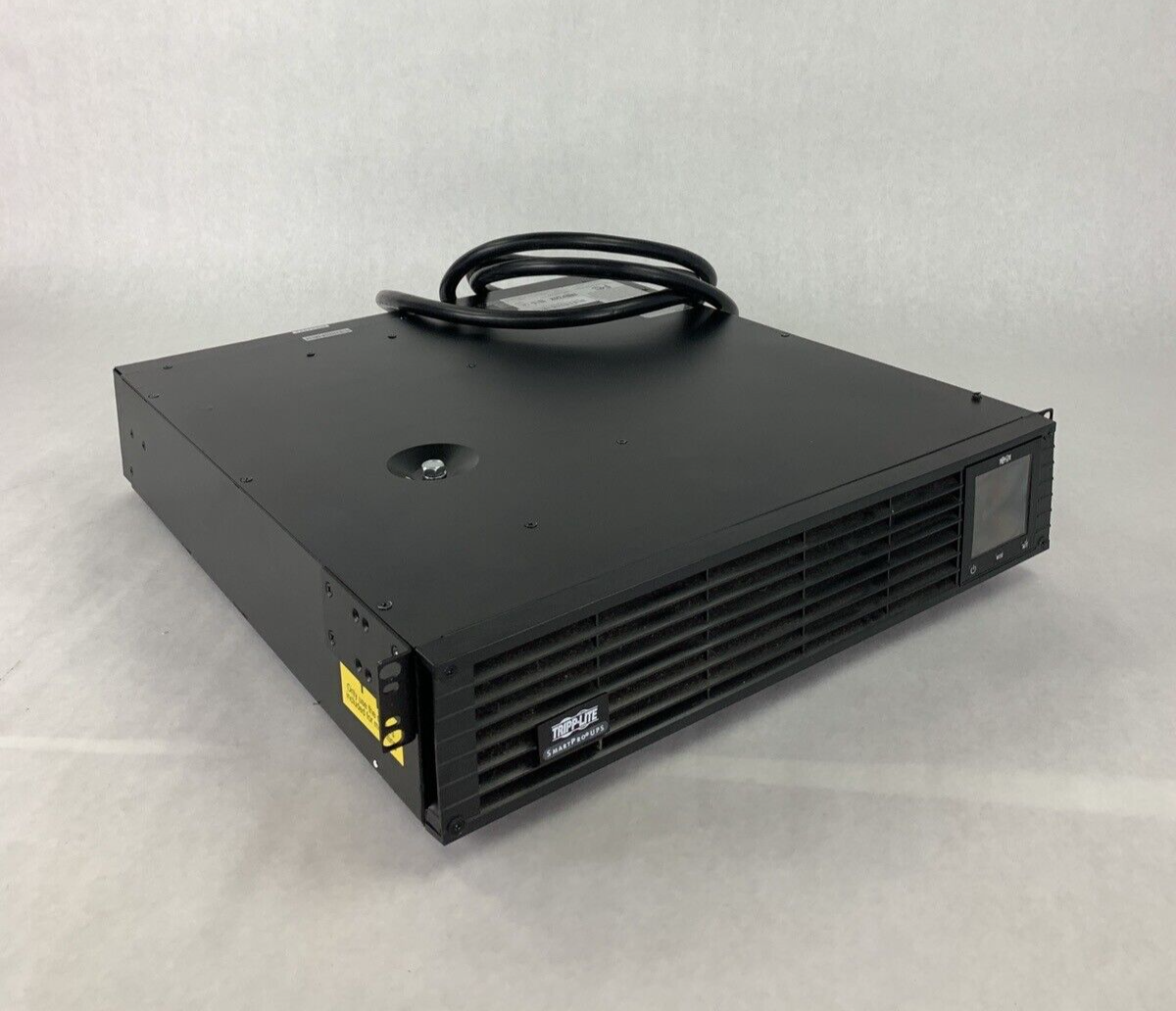 Tripp Lite smart3000rm2un UPS Smart 3000VA 2250W Rackmount AVR 120V Tested