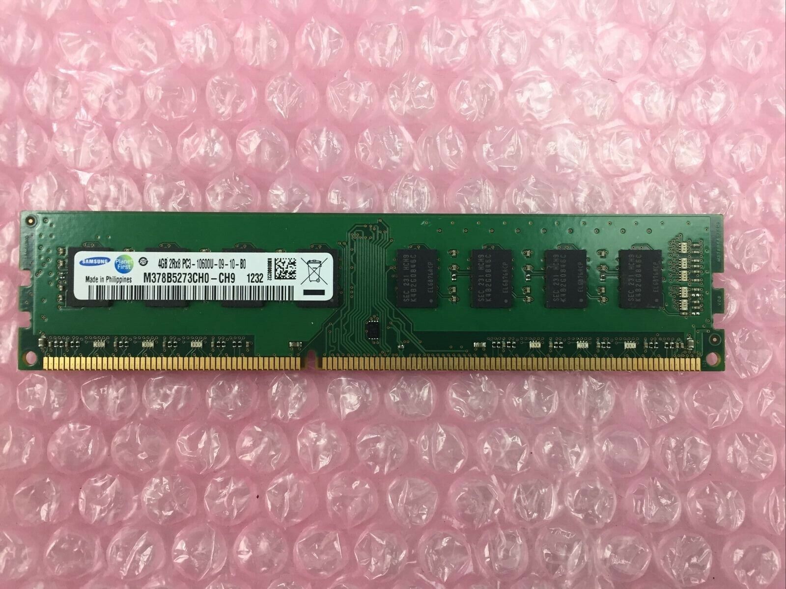 Samsung 4GB 2RX8 PC3-12800U-09-10-B0 M378B5273CH0-CH9