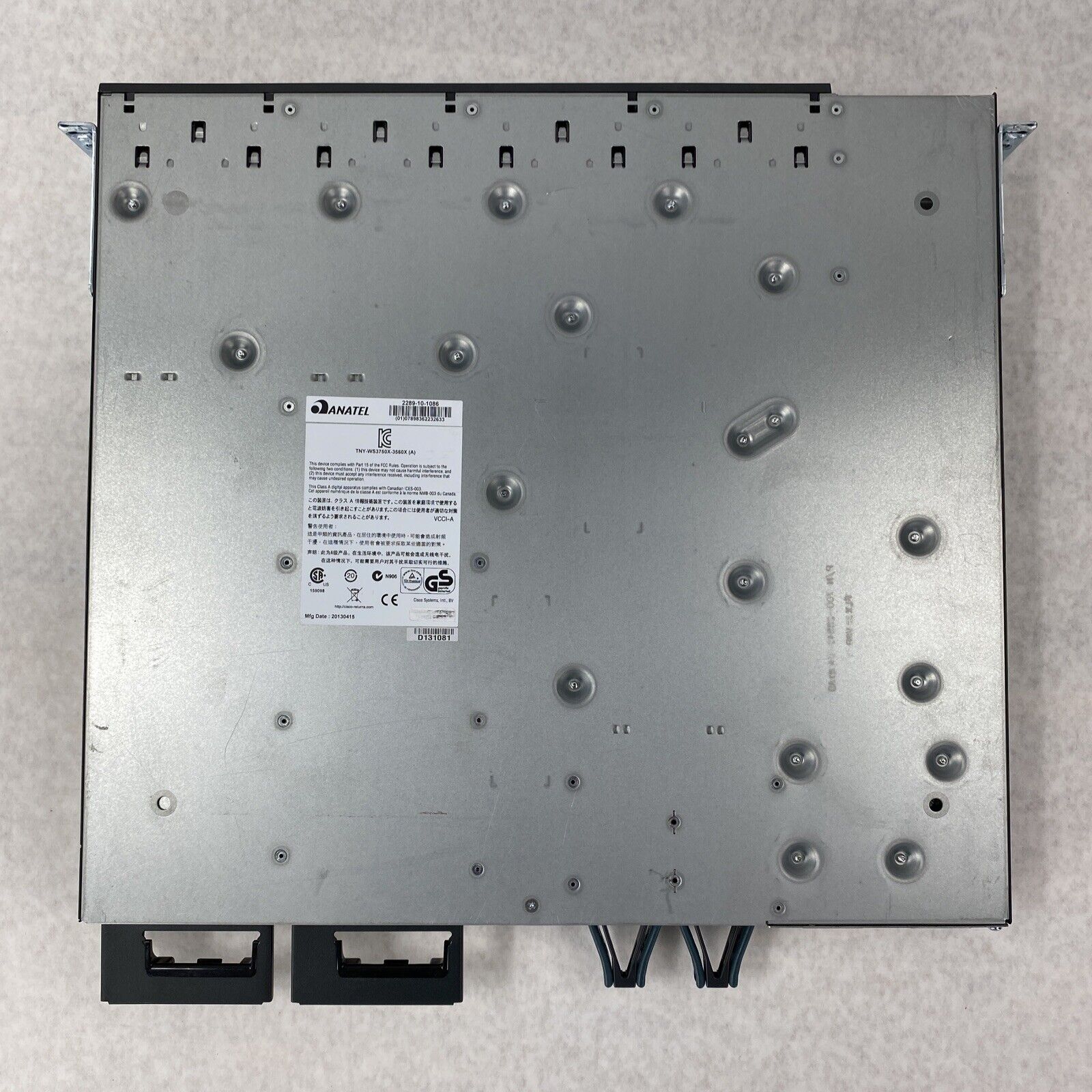 Cisco WS-C3750X-48T-E V04 Catalyst 3750 X-Series 48-Port Gigabit Ethernet Switch