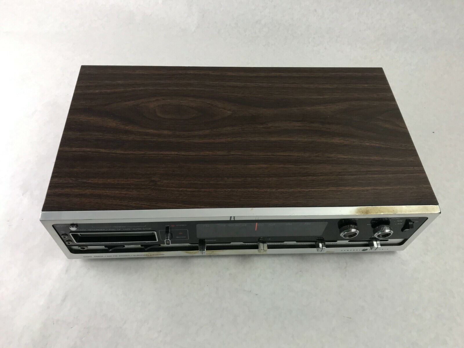 General Electric GE Stereo AM/FM 8 Track Player Music System 9-7201A