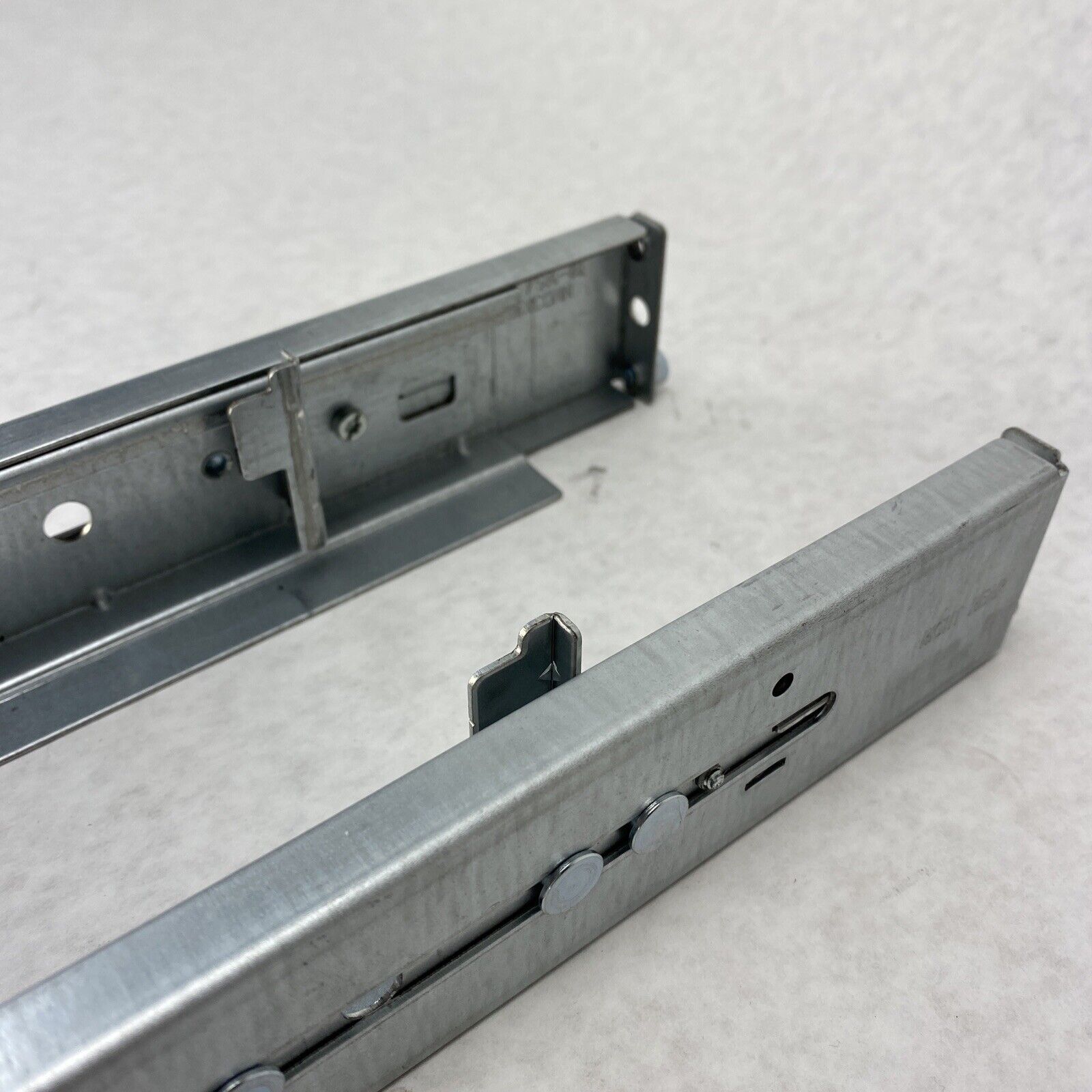 HP 2F77A-02 + 2F80A-02 ProLiant DL160 DL180 DL320 G5 G6 Rack Mount 1U Rail Kit
