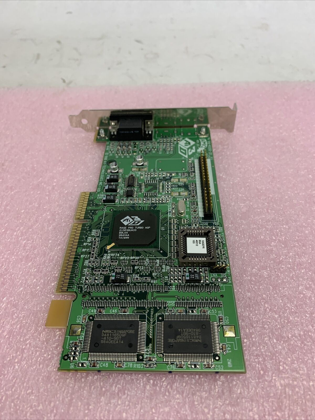 ATI 109-40200-20 Rage Pro Turbo 8MB AGP Graphics Card