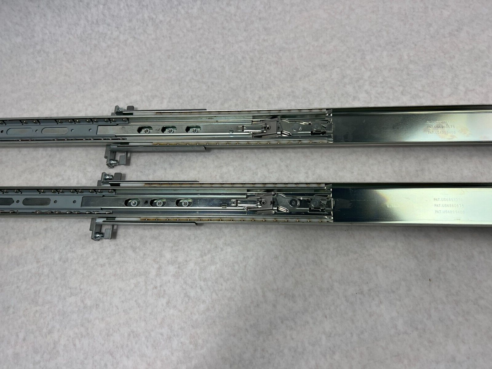Rail Kingslide 2u-4u 30" Rails US6851773 374518 -Outers Only