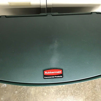 Rubbermaid Plastic Step-On Container 90L/24G Green