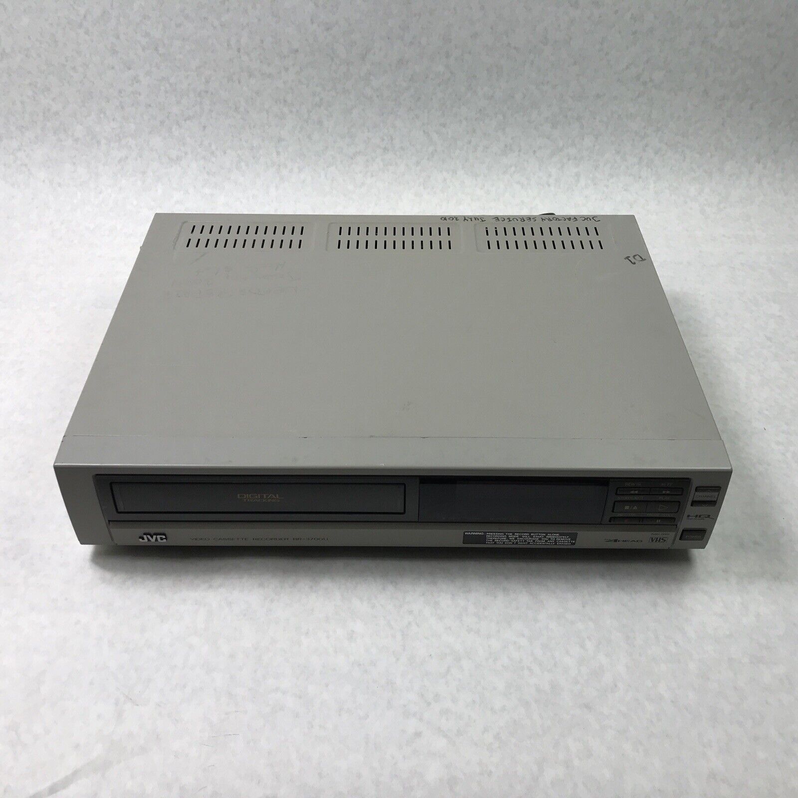 JVC Video Cassette Player BR3700U 60Hz 19W 120V 2.5A VHS Player