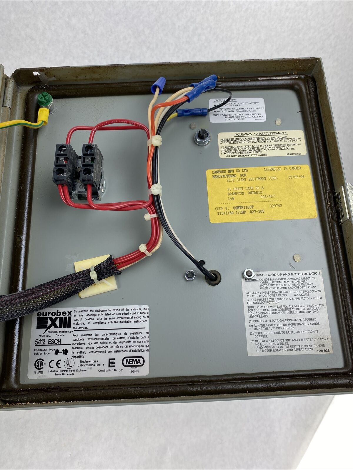 Blue Giant MTR 1160T 027-105 Truck Restraint 115V Control Panel 038-158 ES