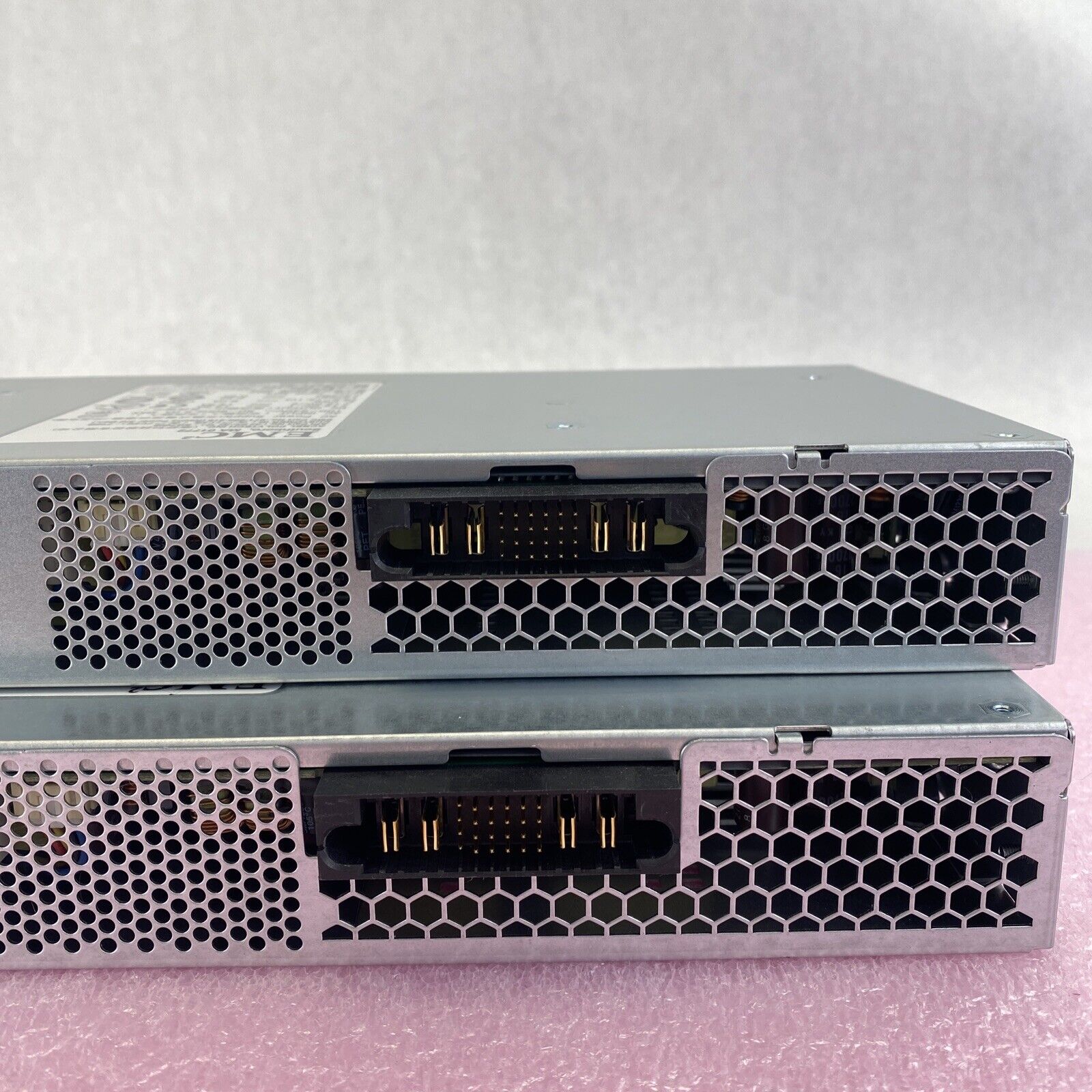 EMC 071-000-518 400W DAE Hot-Swap AC SG7008 server power supply Lot of 2