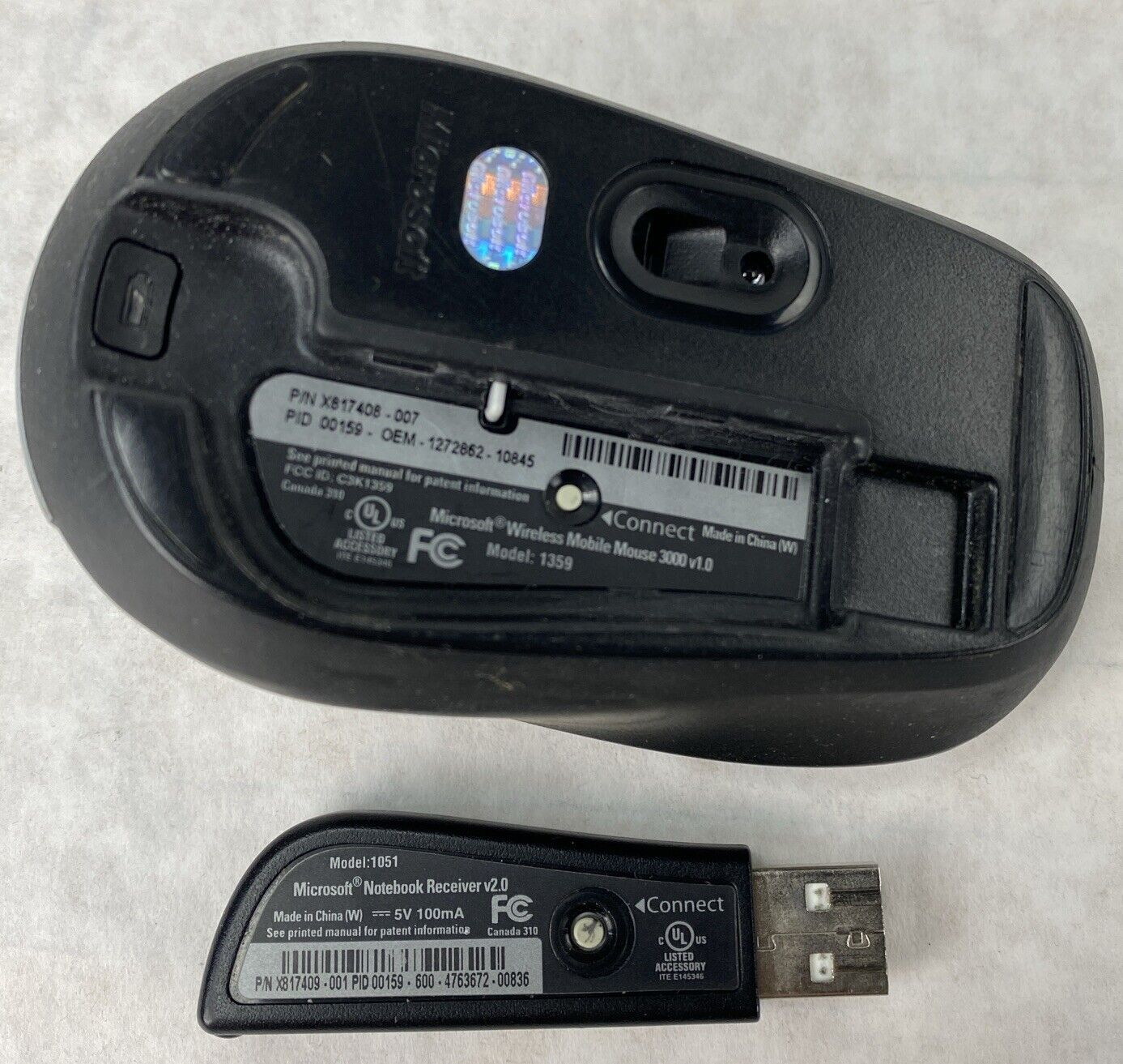 Microsoft 1359 Optical 4-Button Mobile Wireless Mouse 3000 v1 Gray + USB Dongle