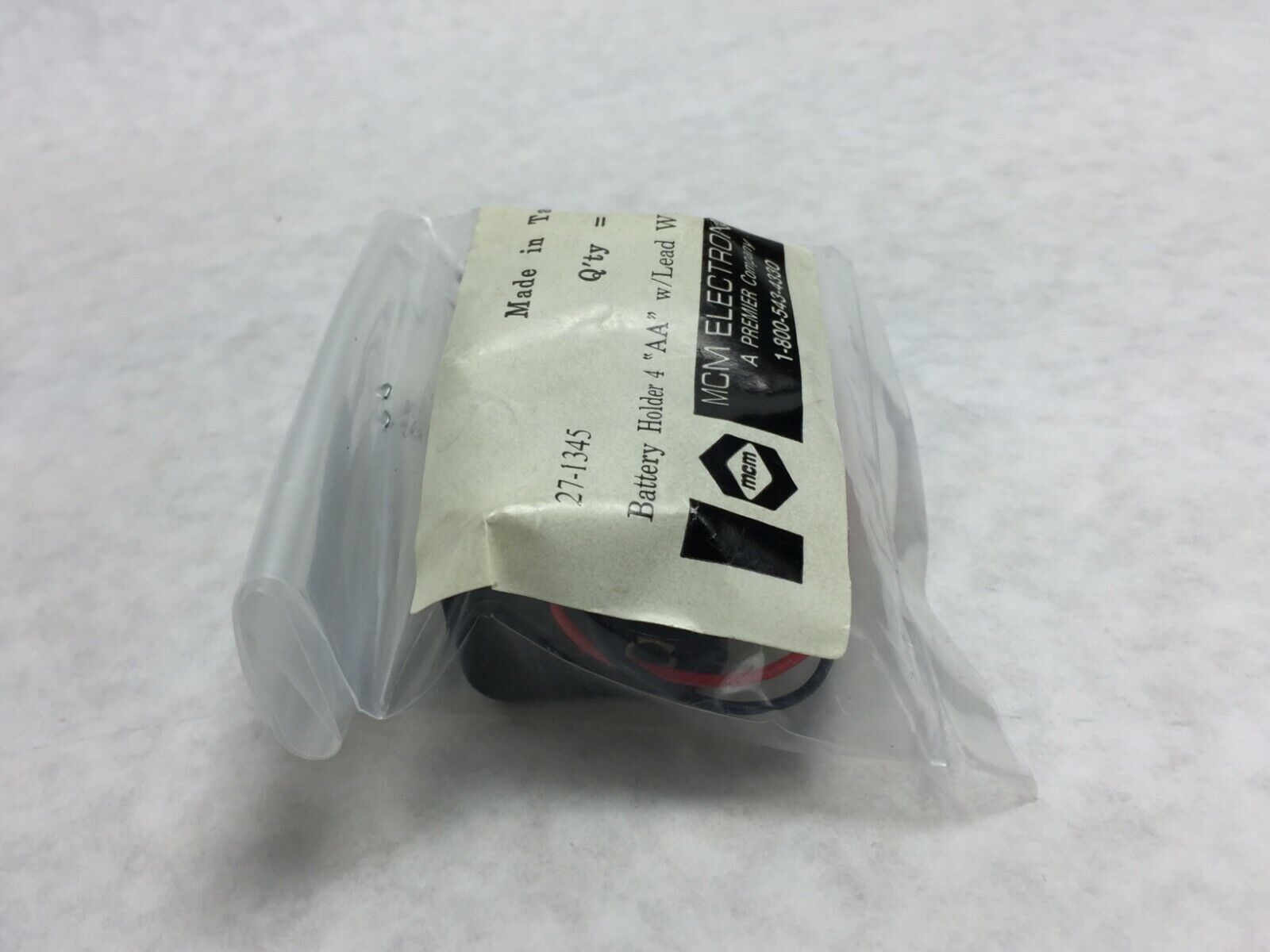 MCM Electronics  27-1345 Battery Holder 4 AA with Lead Wire