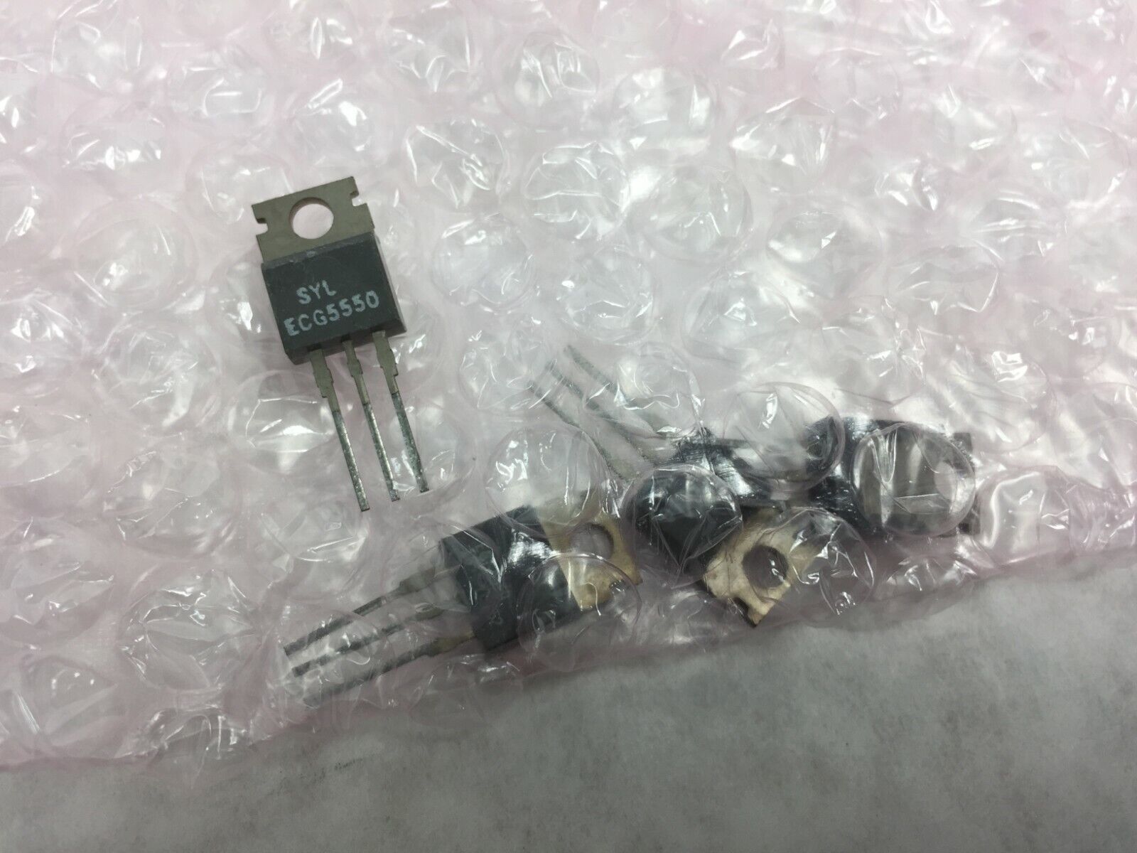 Sylvania ECG5550 Integrated Circuit  Lot of 4  NOS