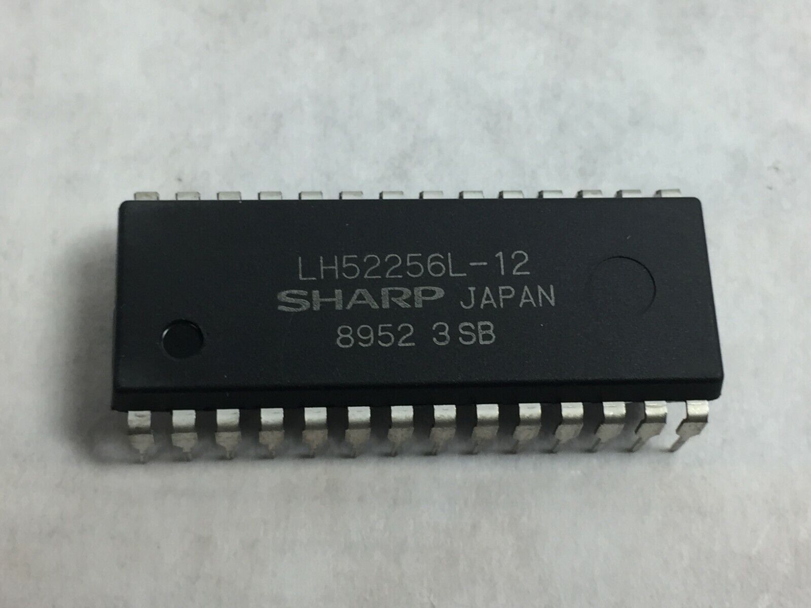 (5) Sharp LH52256L-12  Standard SRAM  32KX8  120ns  CMOS  PDIP28   Lot of 5
