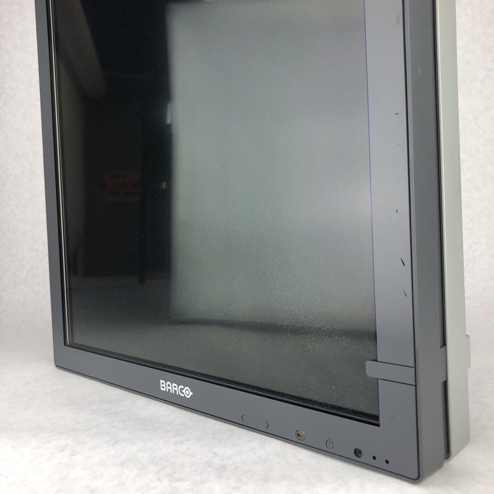 Barco MDCG-3120 20" Grayscale Diagnostic Display K9301362B No Stand No AC Pwr