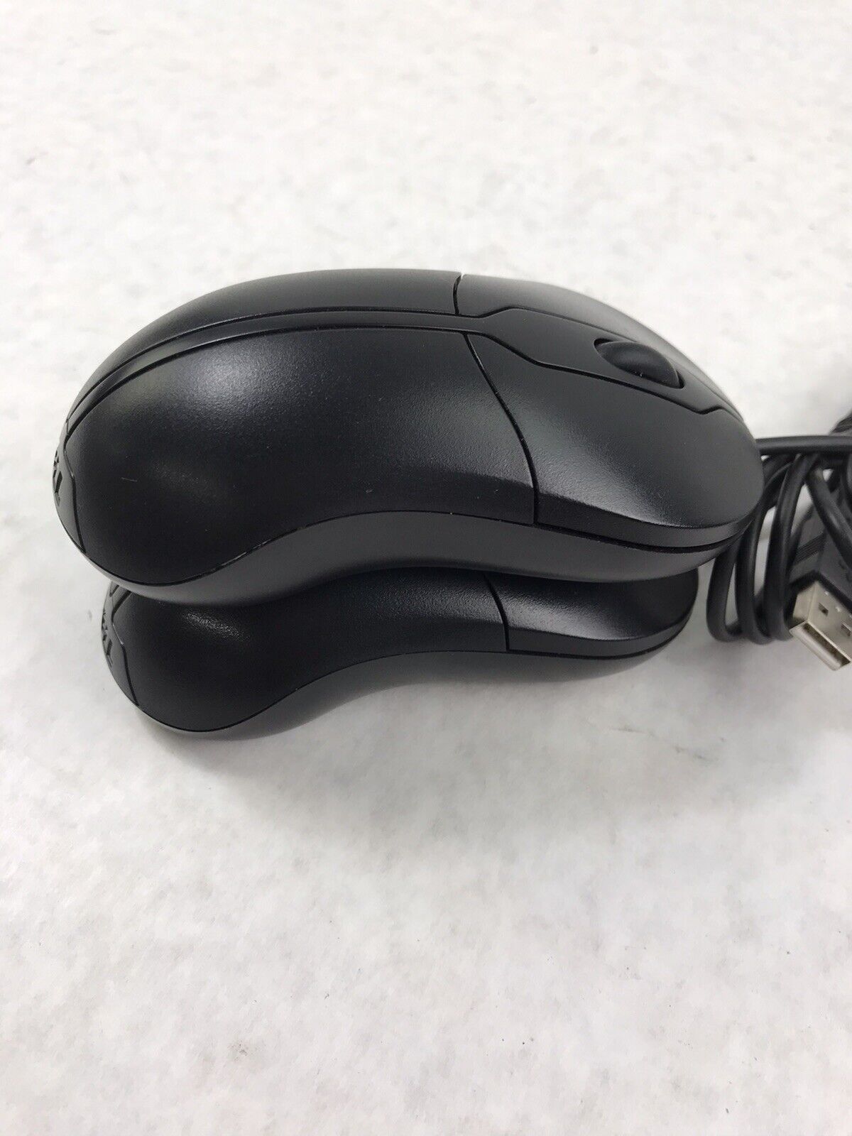 Lot of 2 Dell Wired Optical Mouse M-UAR MOC5OU