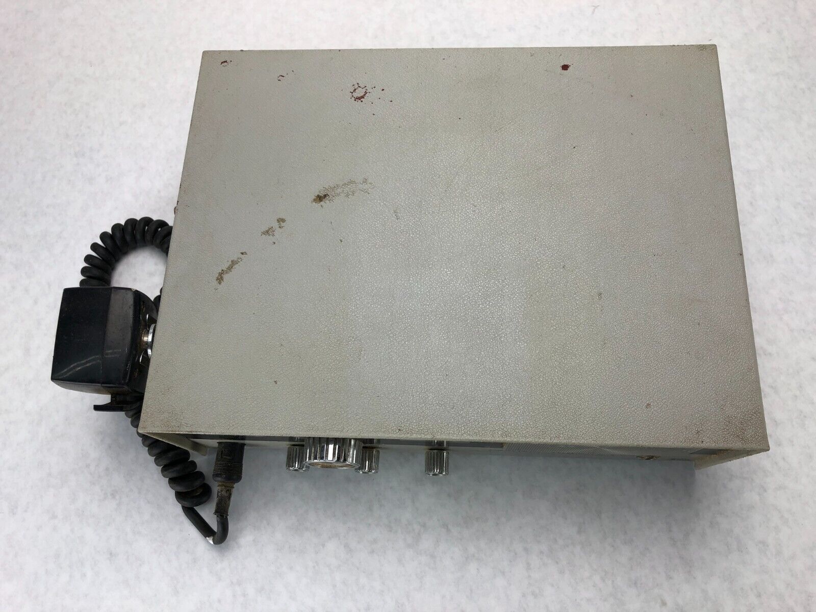 Vintage Realistic Navaho 23 Channel CB Base Transceiver Model TRC-30A Untested