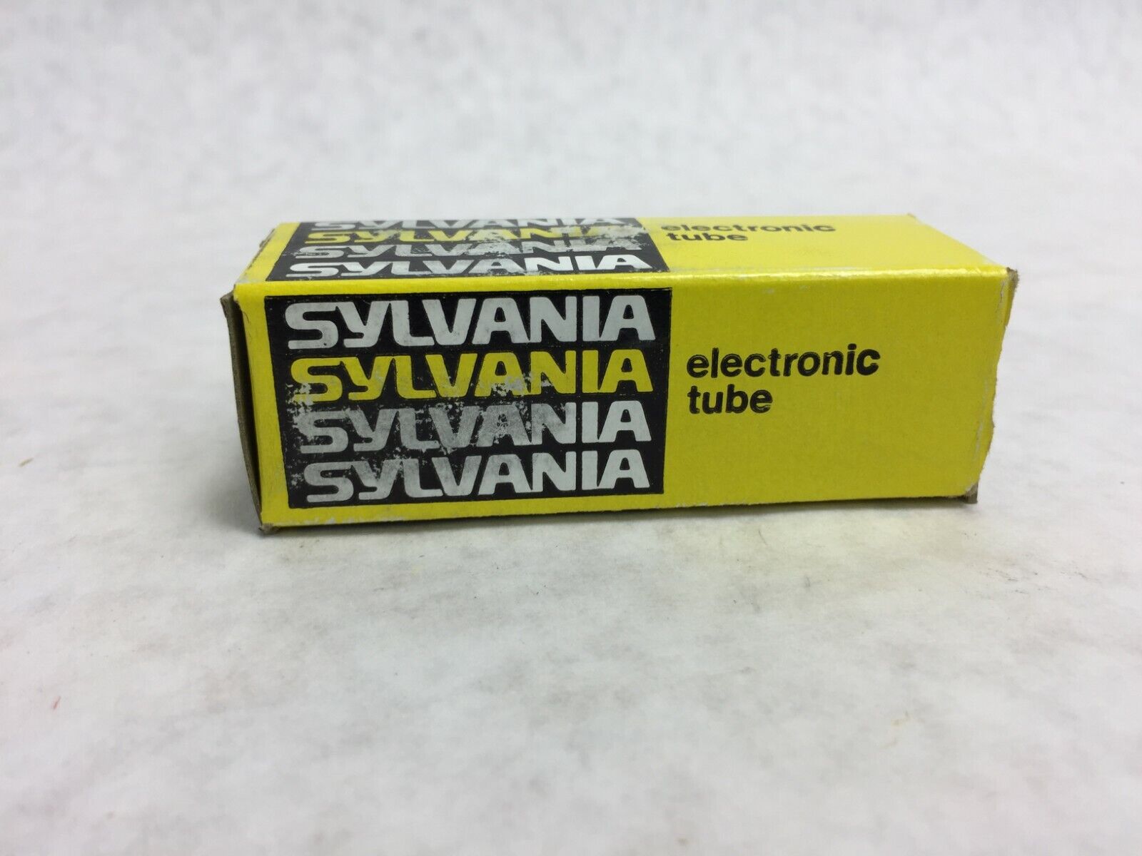 Sylvania Electronic Tube  4JD6