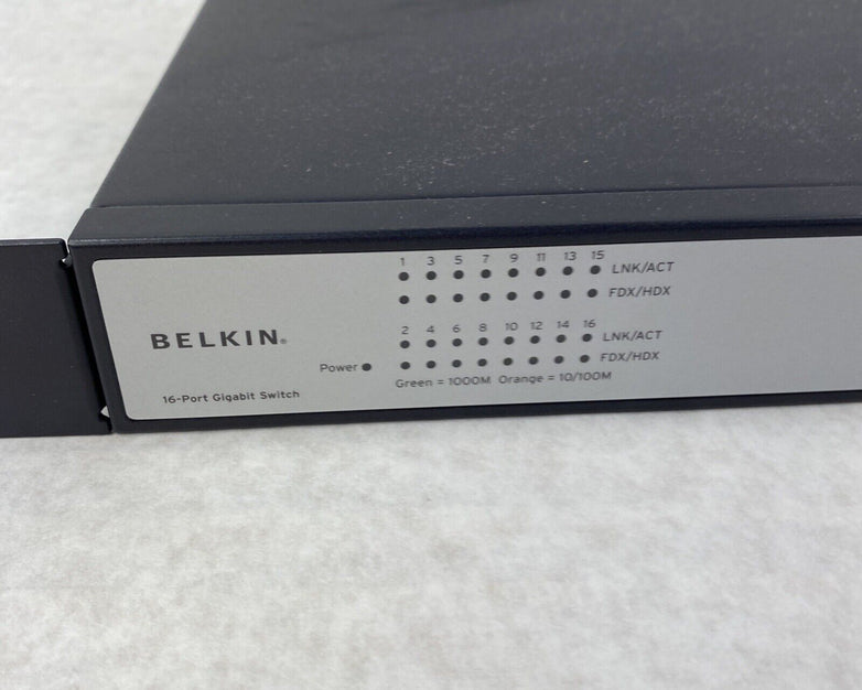 Belkin F5D5141-16 Mountable 16 Port Gigabit Switch w/ Power Cord - Tested