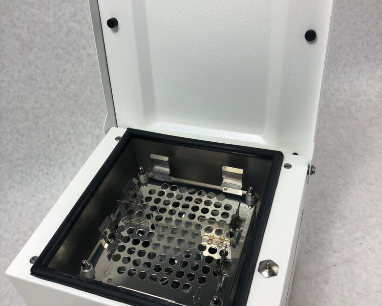 Asys EZ ThermoShake Shaker Incubator Microplate Heater