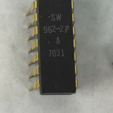 SW 962-2P STEWART WARNER  14 Pin Gold Dip  Lot of 3