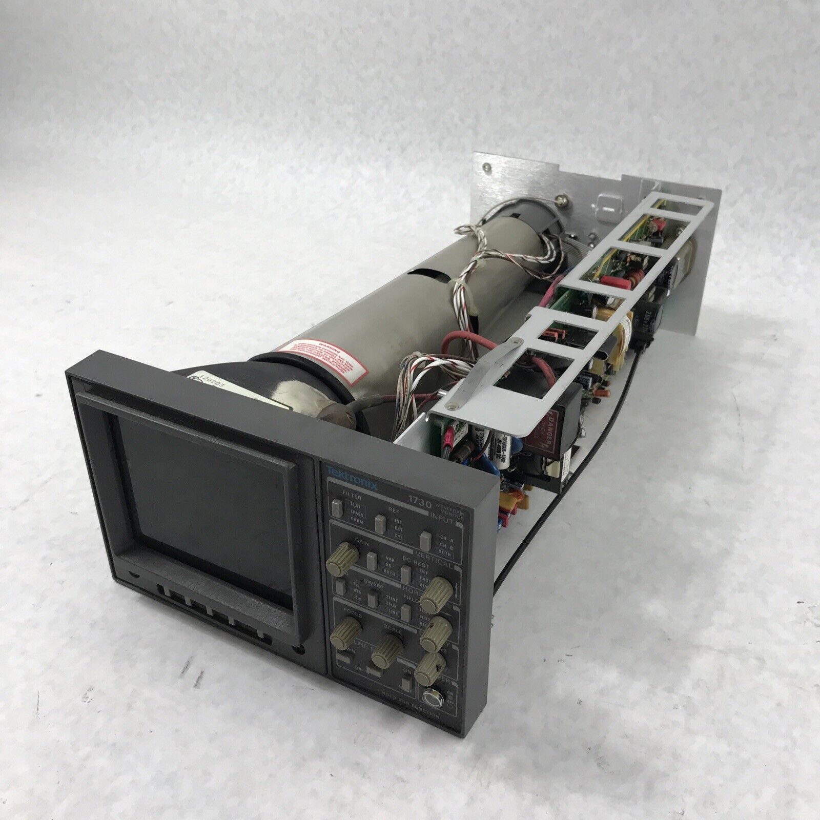 Professional Tektronix 1730 Analog Waveform Display Monitor