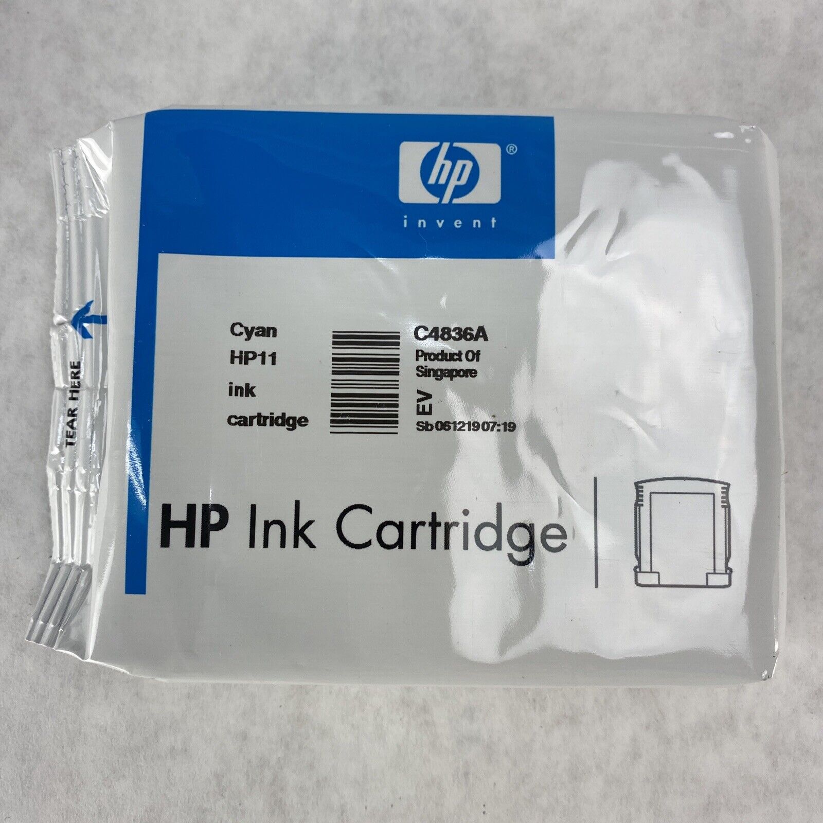 Lot( 2 ) HP 11 Cyan C4836A Ink Cartridge SEALED Expired 2008 + 2010