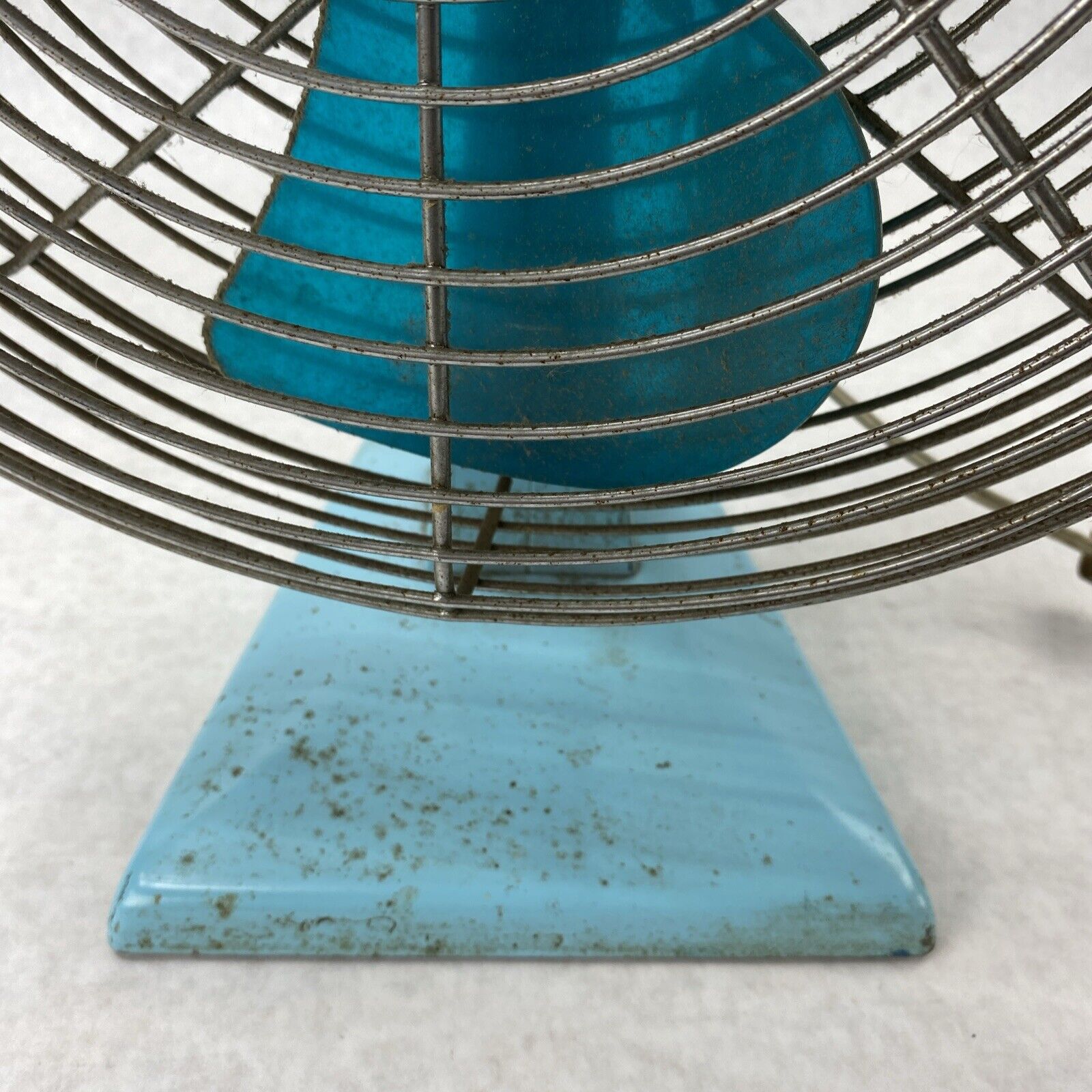 Vintage Superior Electric 1200 3-Speed Aqua Blue 120V 60Hz Table Fan