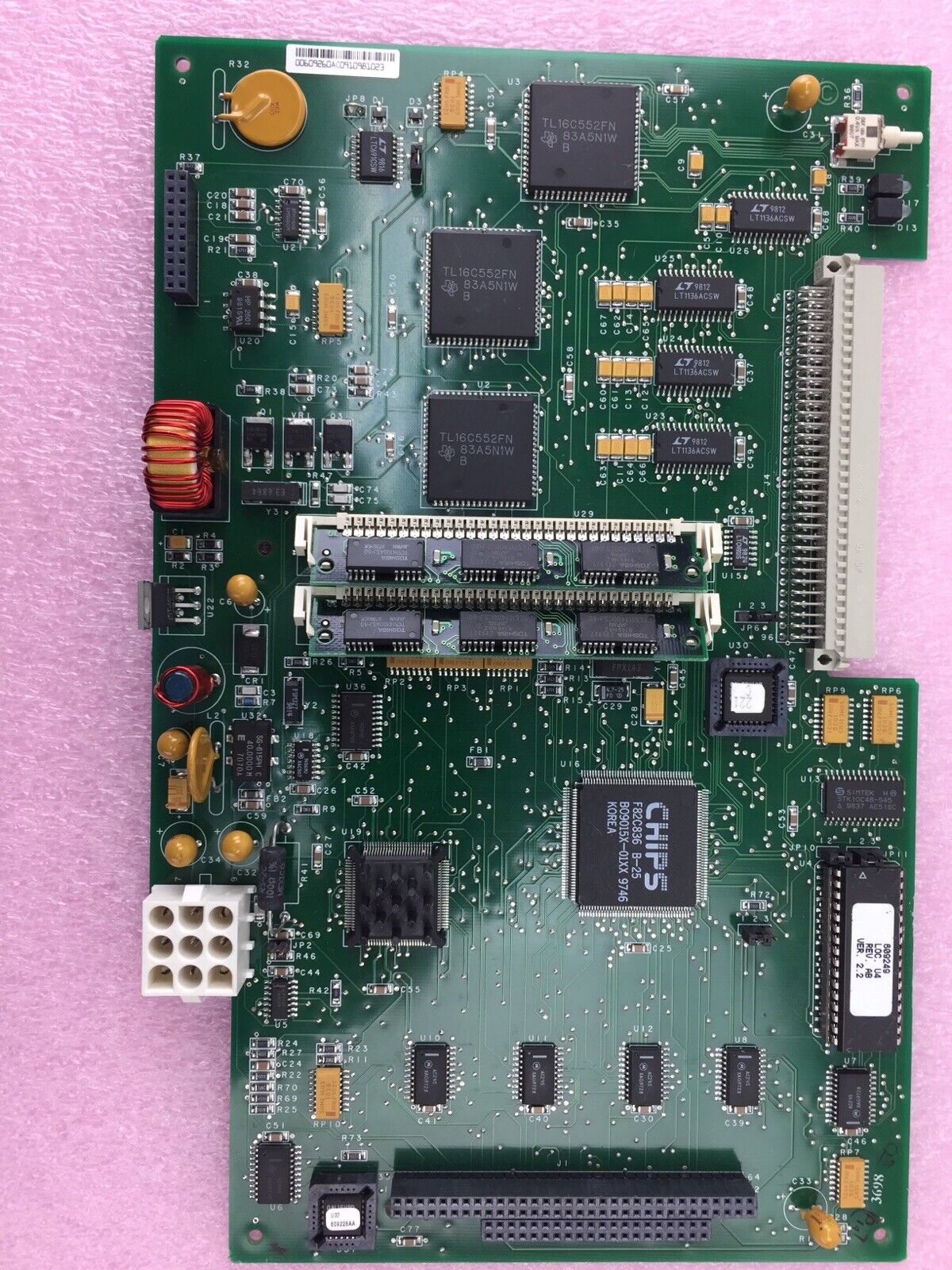 Circuit Board - Chips B0915X-01XX 9746 F82C836 - 609260 - Untested