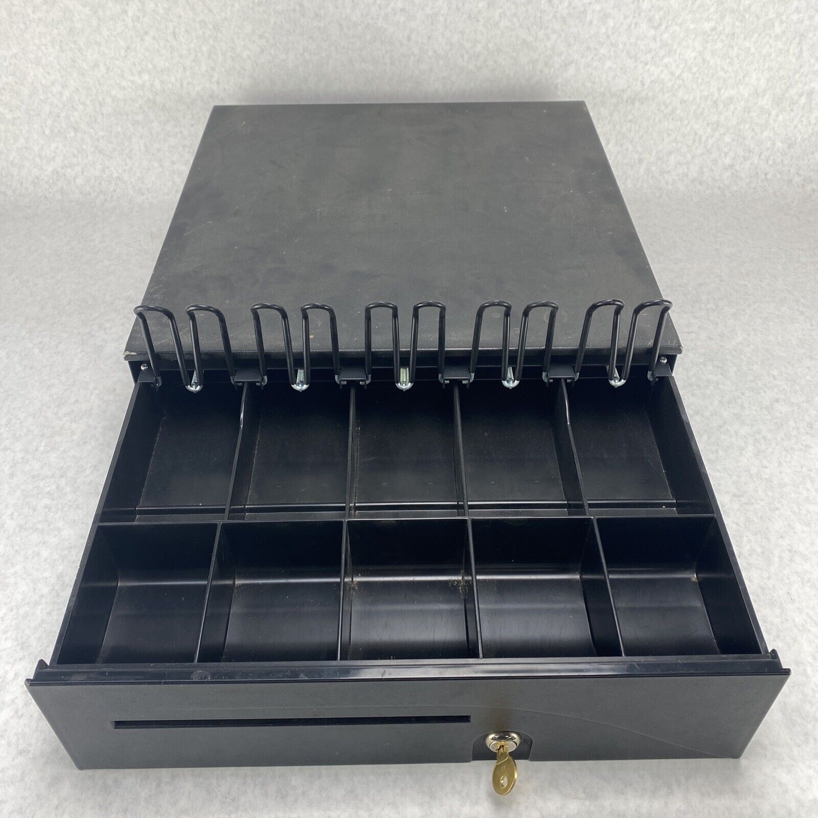 APG Cash Drawer M-404XX