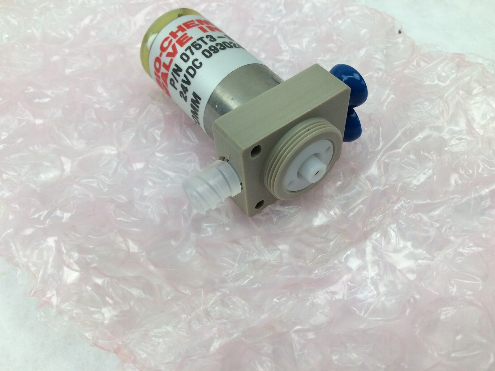 Bio-Chem Syringe Valve 075T, 3 Way, 24V, 075T3-S120