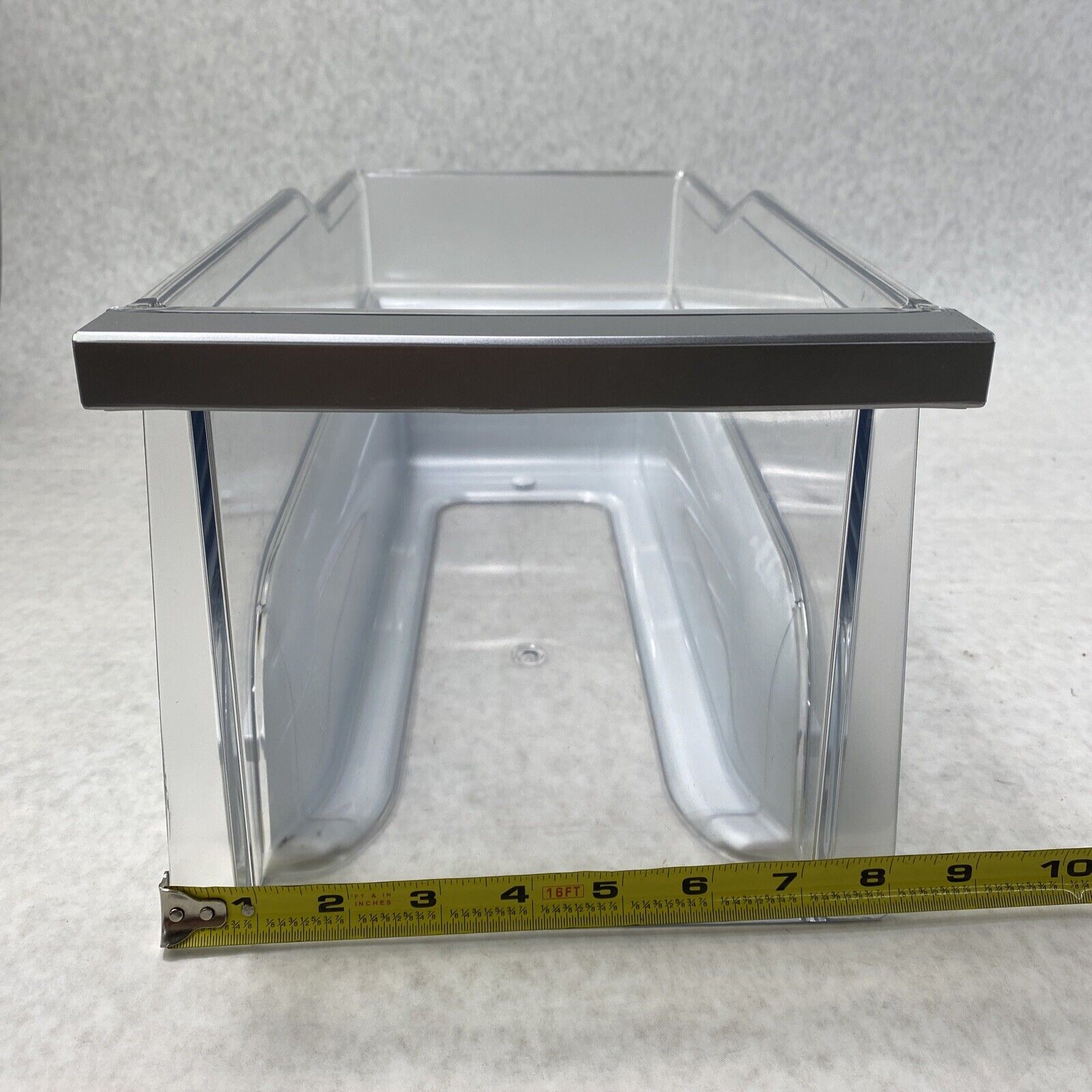 LG refrigerator center shelf middle smaller Crisper Drawer MCK665657 MJS622131