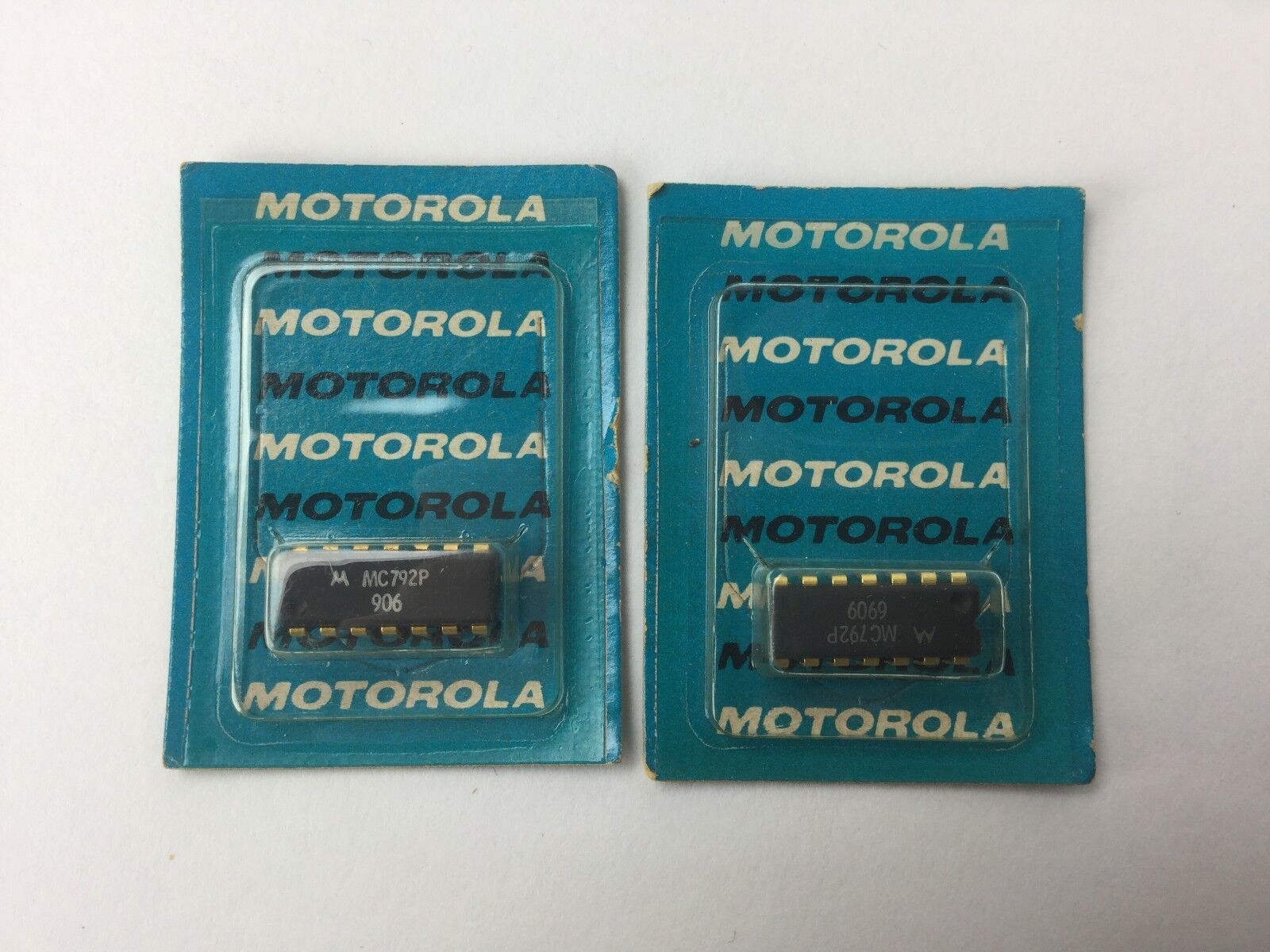Motorola MC792P Integrated Circuit 14 Pin (Lot of 2)