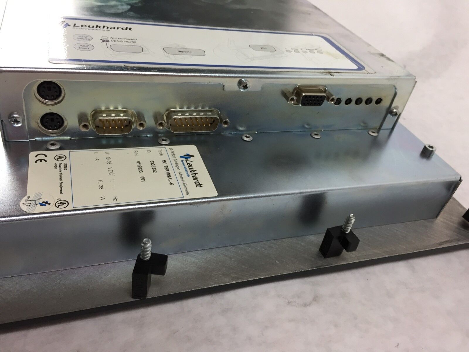 Leukhardt Systemelektronik 6335232 19" Terminal-K 19-36 VDC Interface Panel