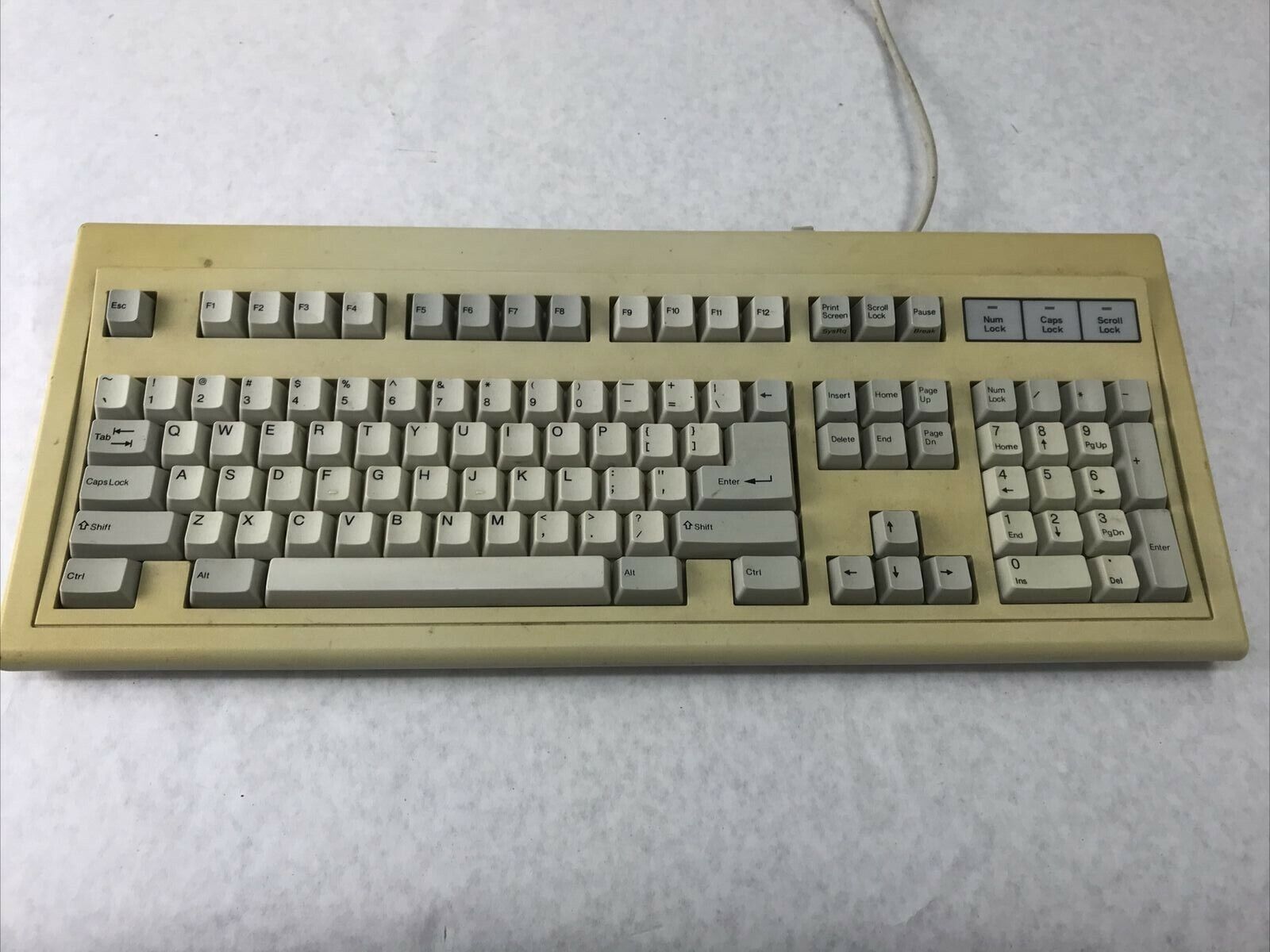 Vintage Silitek Keyboard SK8801B-INT1U