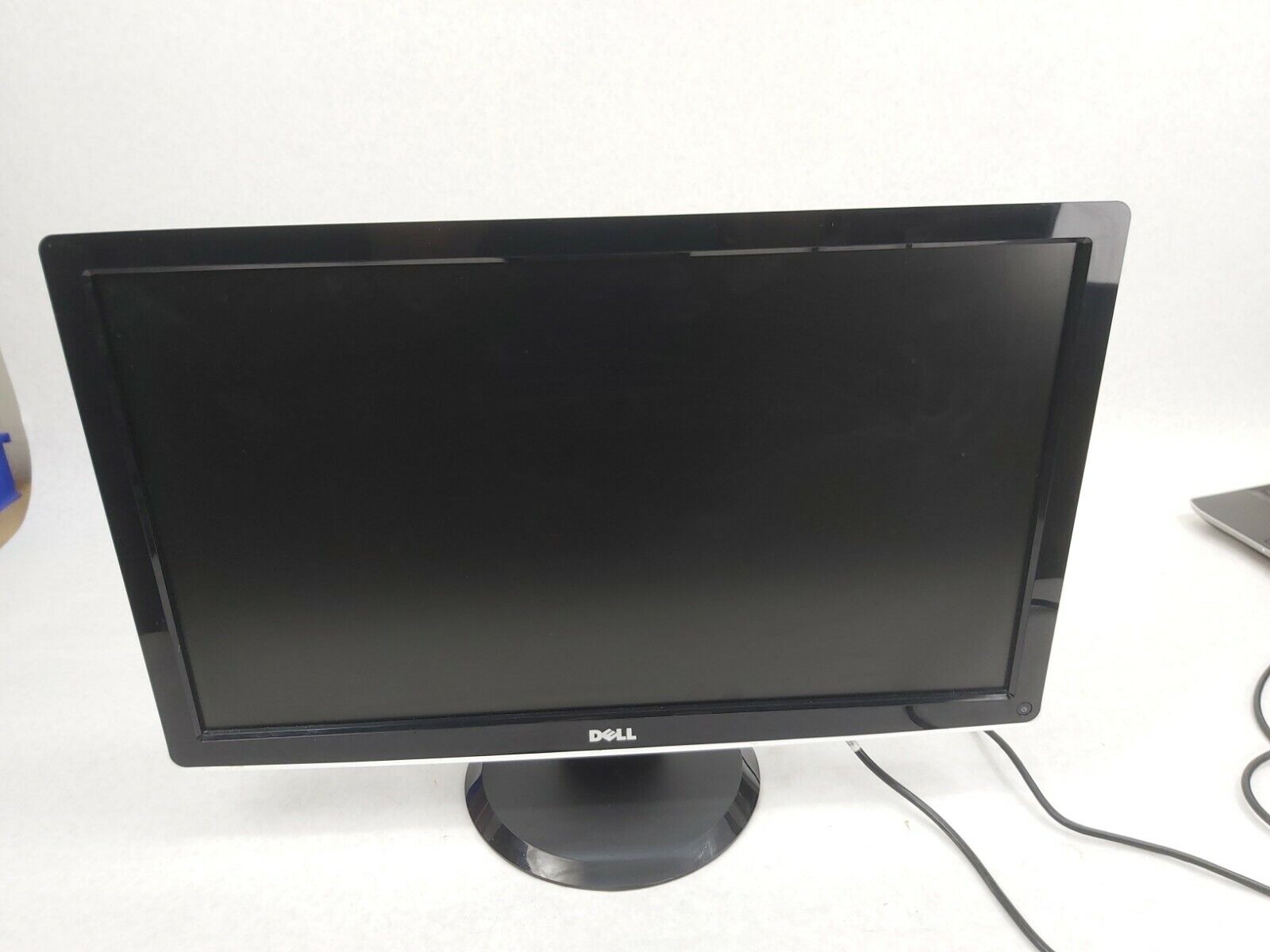 Dell st2410b 24" LCD Monitor 1920 x 1080 Grade C