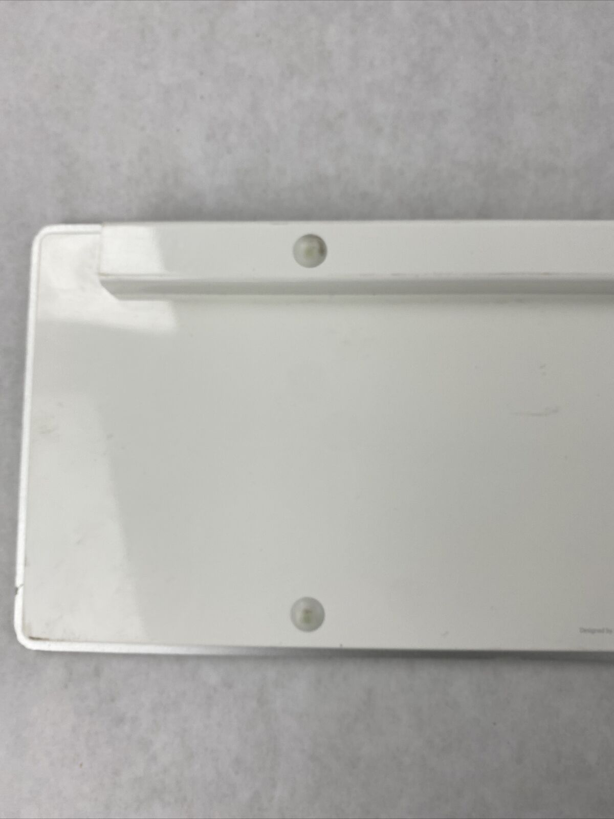 FOR PARTS Apple A1243 Wired USB MB110LL/A Keyboard w/ Genuine OEM Key Covers