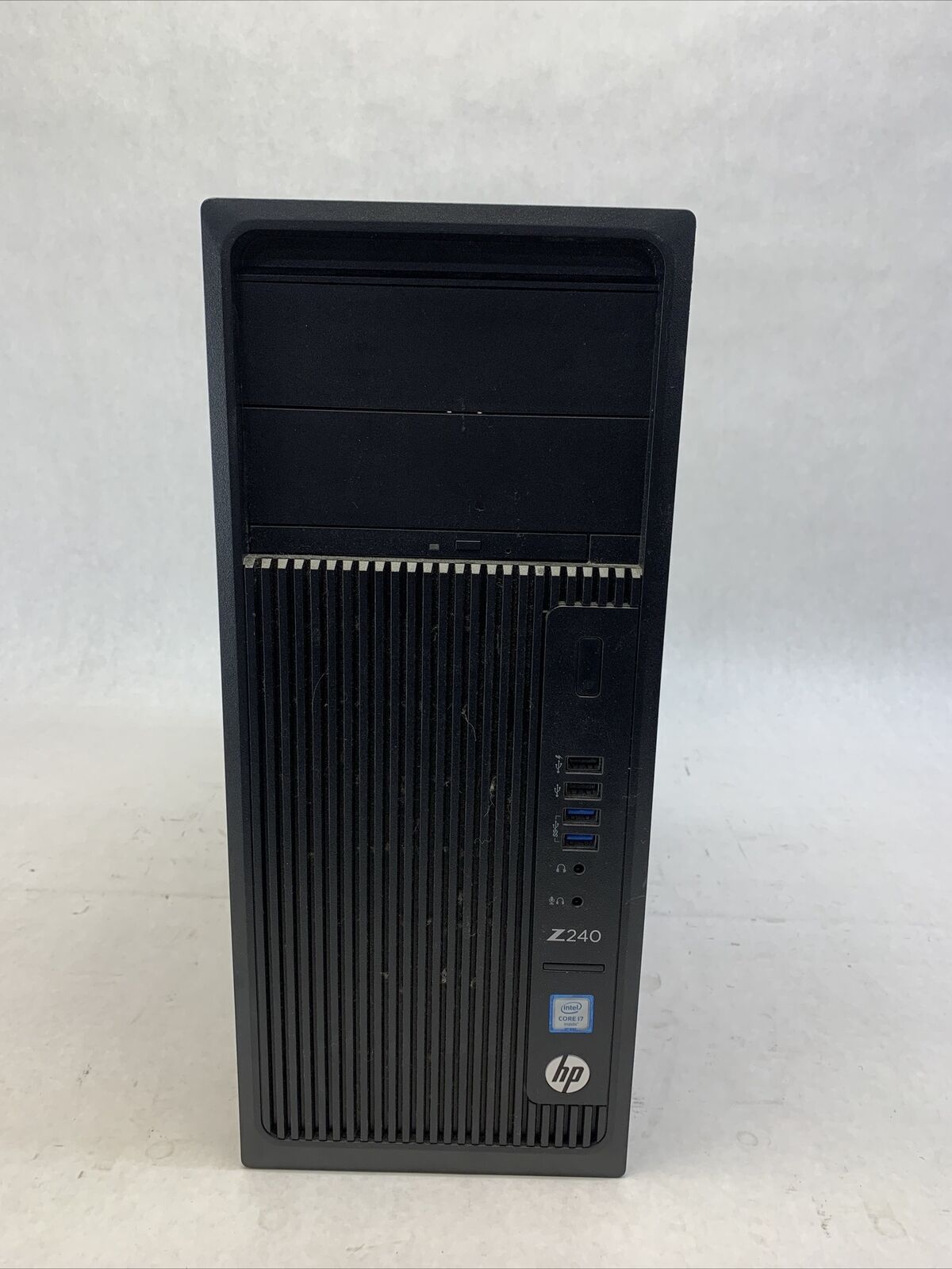 HP Z240 Tower MT Intel Core i7-6700 3.4GHz 8GB RAM No HDD No OS