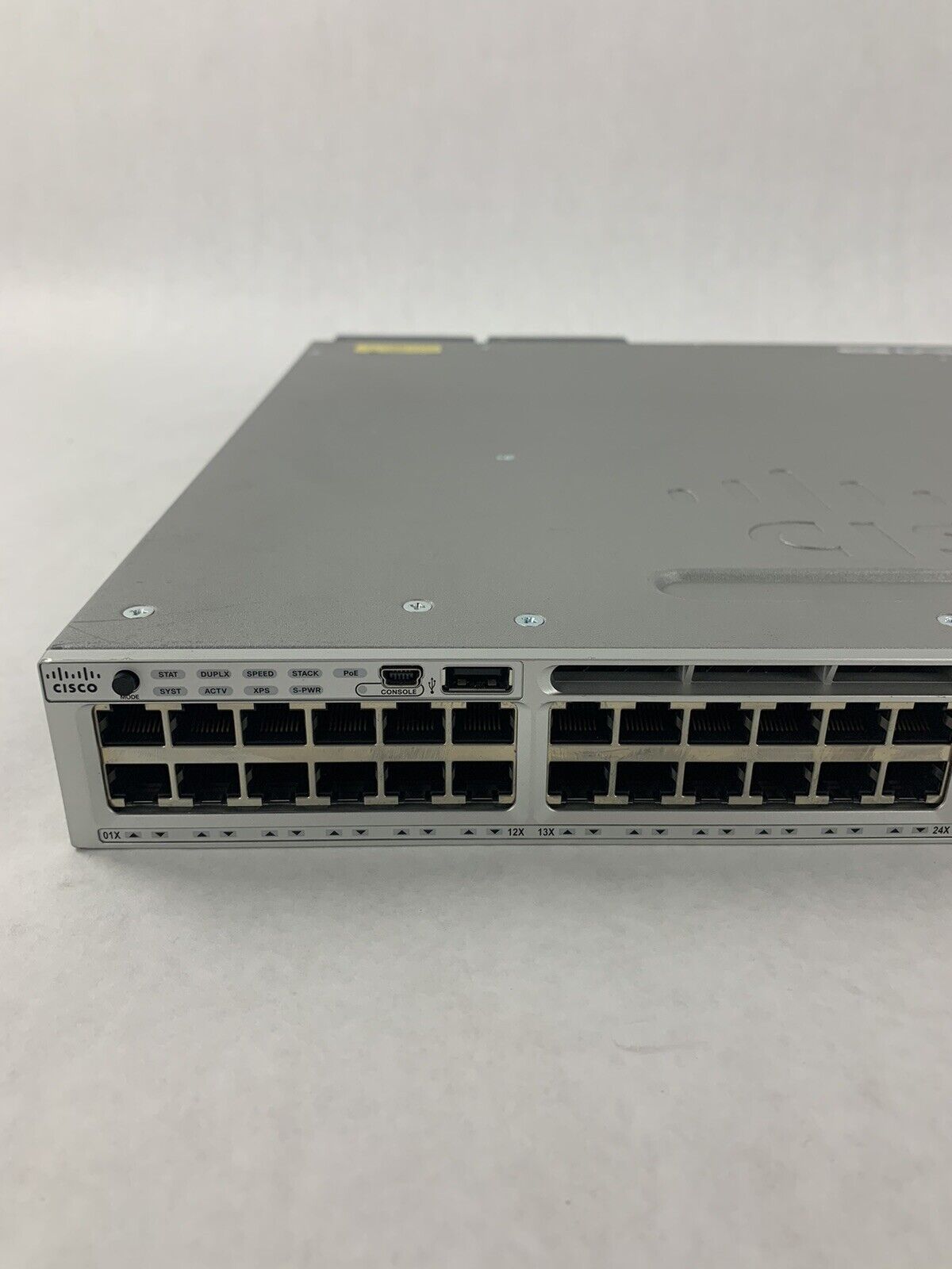 Cisco Catalyst WS-C3850-48PW-S 48 Port Ethernet Switch W/ C3850-NM-4-1G Module