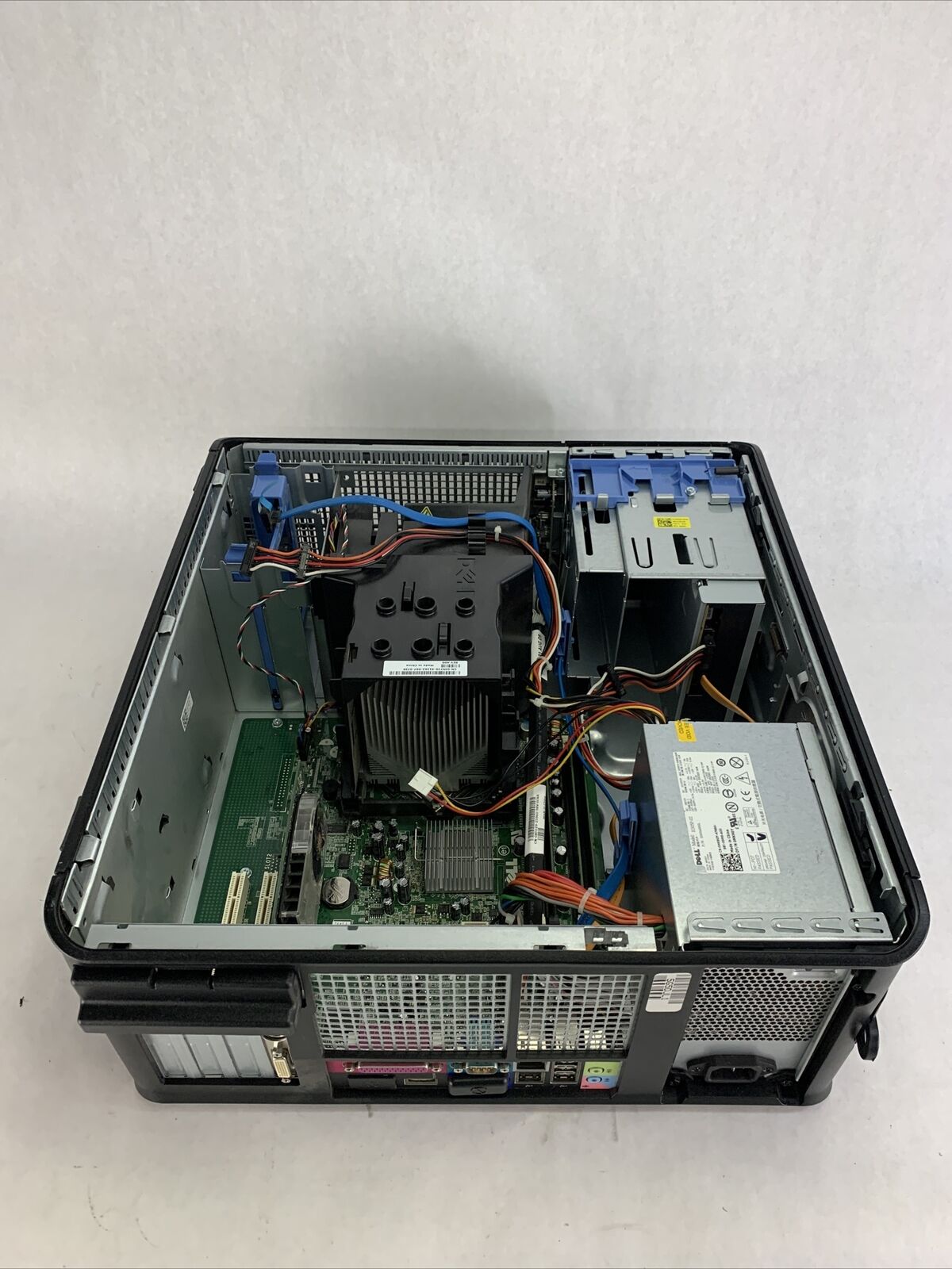 Dell Optiplex 780 MT Intel Core 2  Duo E7500 2.93GHz 3GB RAM No HDD No OS