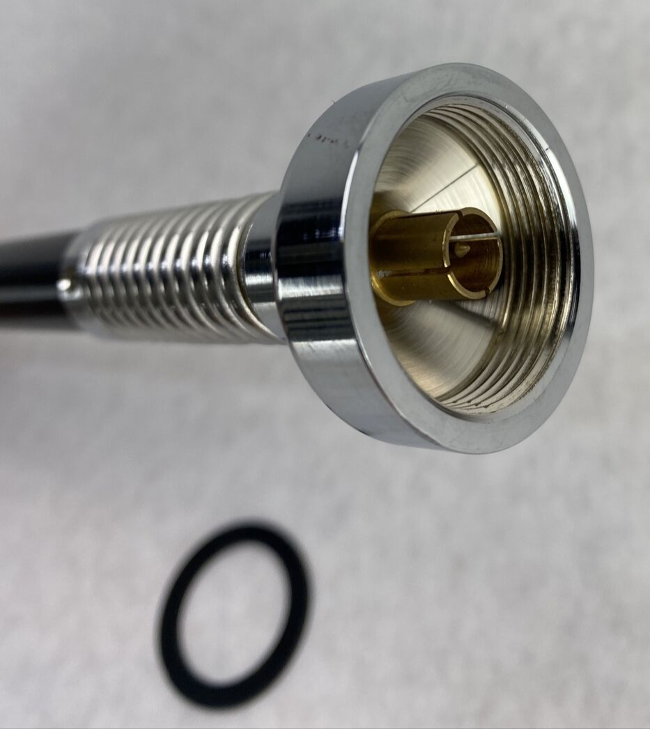 Maxrad MEFC49005HF Omnidirectional Antenna 4.9-5.0 GHz 5.5 dBi Chrome Spring
