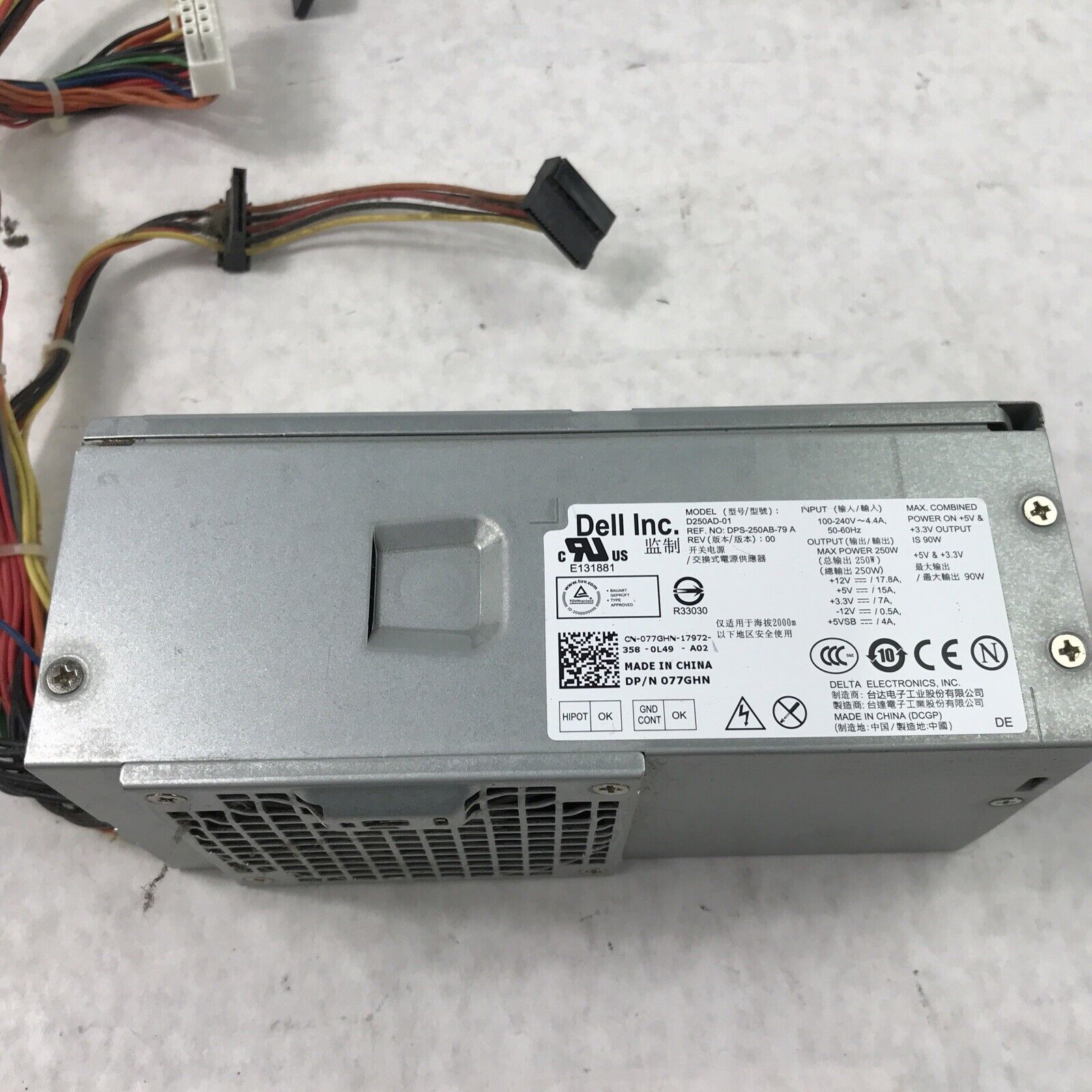 Dell 077GHN D250AD-01 250W 240V 60Hz Power Supply DPS-250AB-79 A