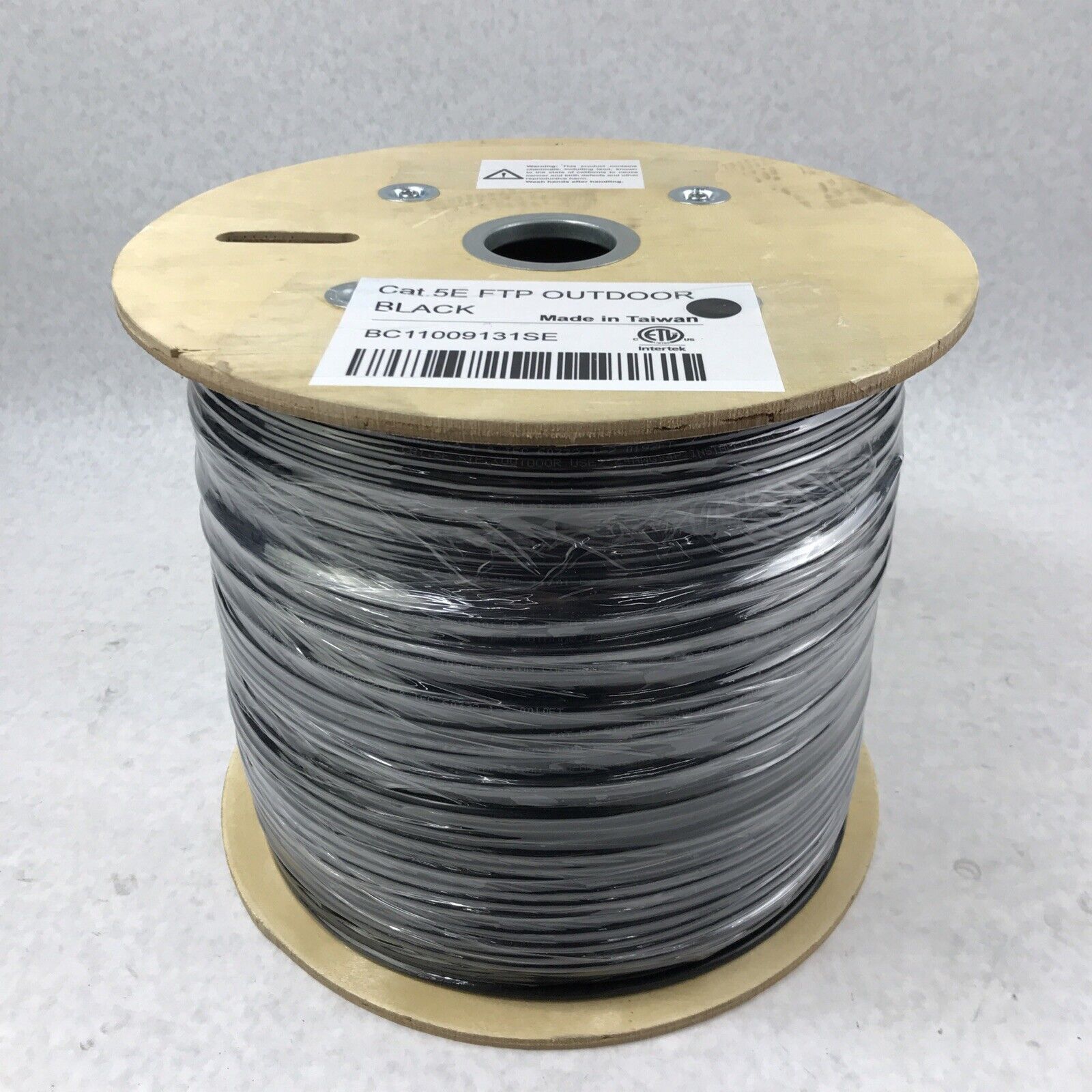 Cat5E FTP Outdoor Use 24AWGX4P 1000ft Black Ethernet Wire