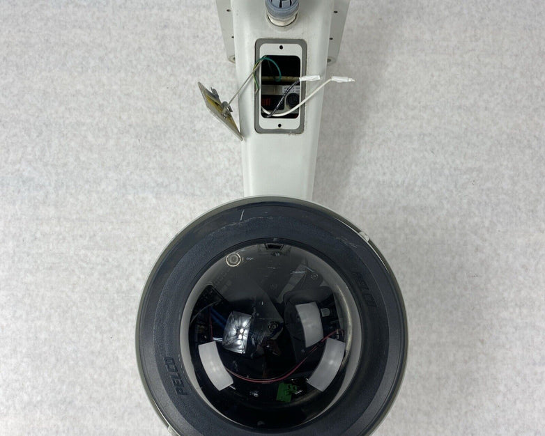 Pelco DF5-PG-E0 Outdoor Pendant Tinted Camera Dome w/ Wall Mount and Components