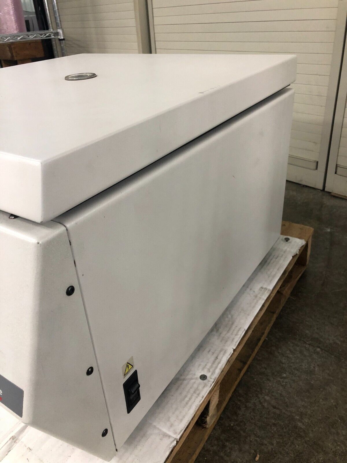 Beckman Coulter Spinchron DLX Benchtop Swing Bucket Centrifuge 365303