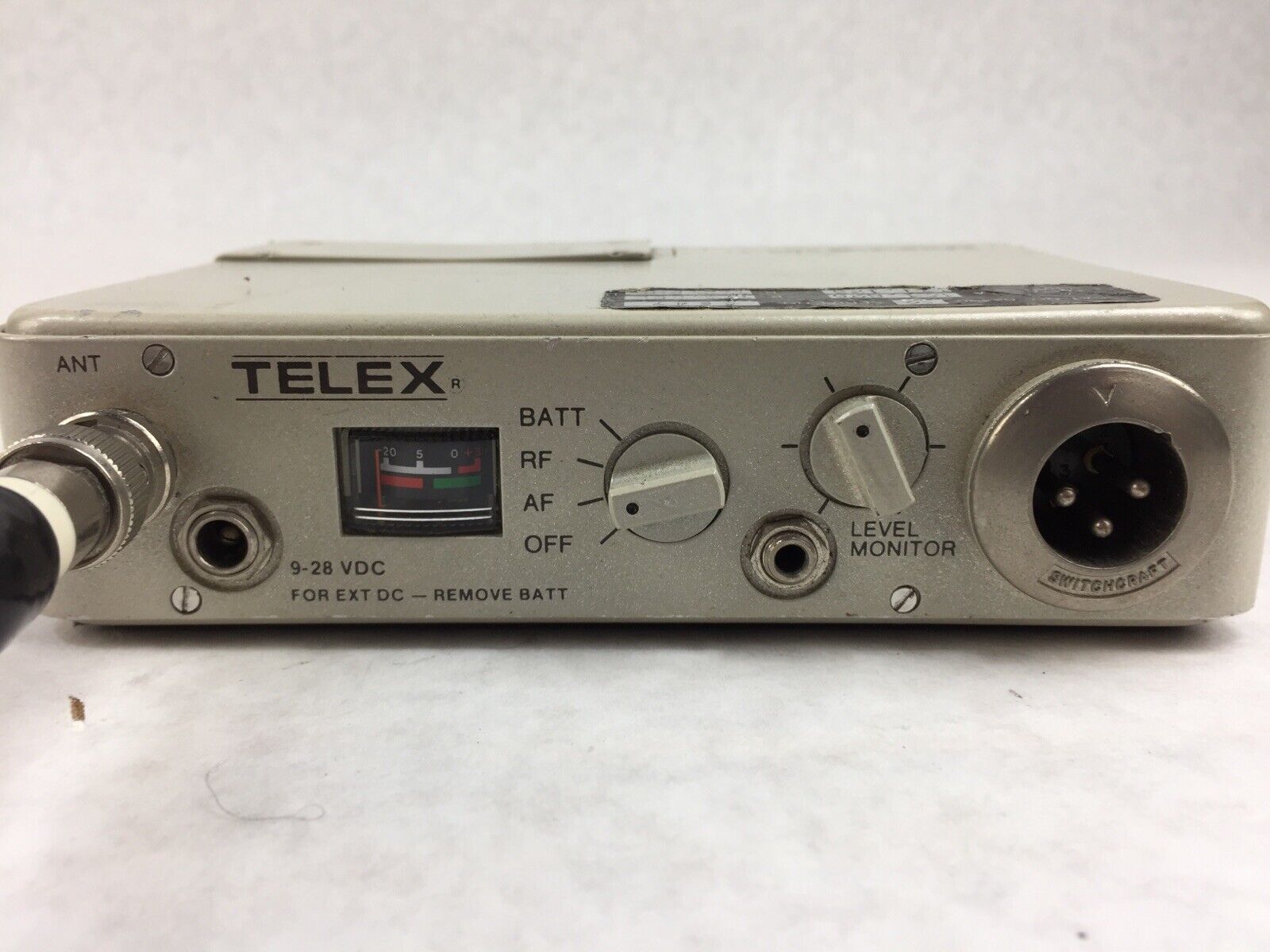Telex 64490-12 ENG-4 U