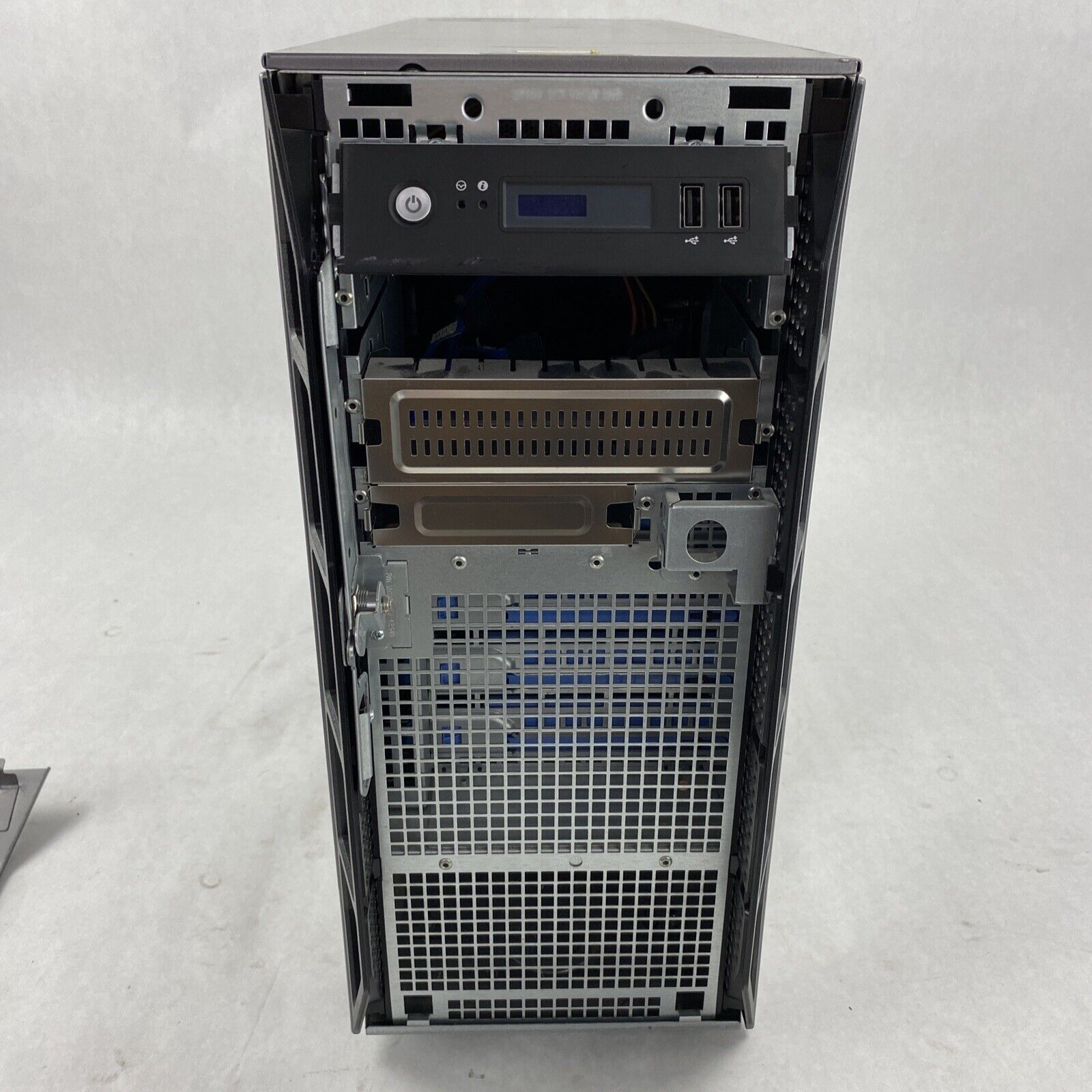 Dell PowerEdge T300 Tower Server Xeon X83L3 2.5GHz 2GB RAM No HDD/OS