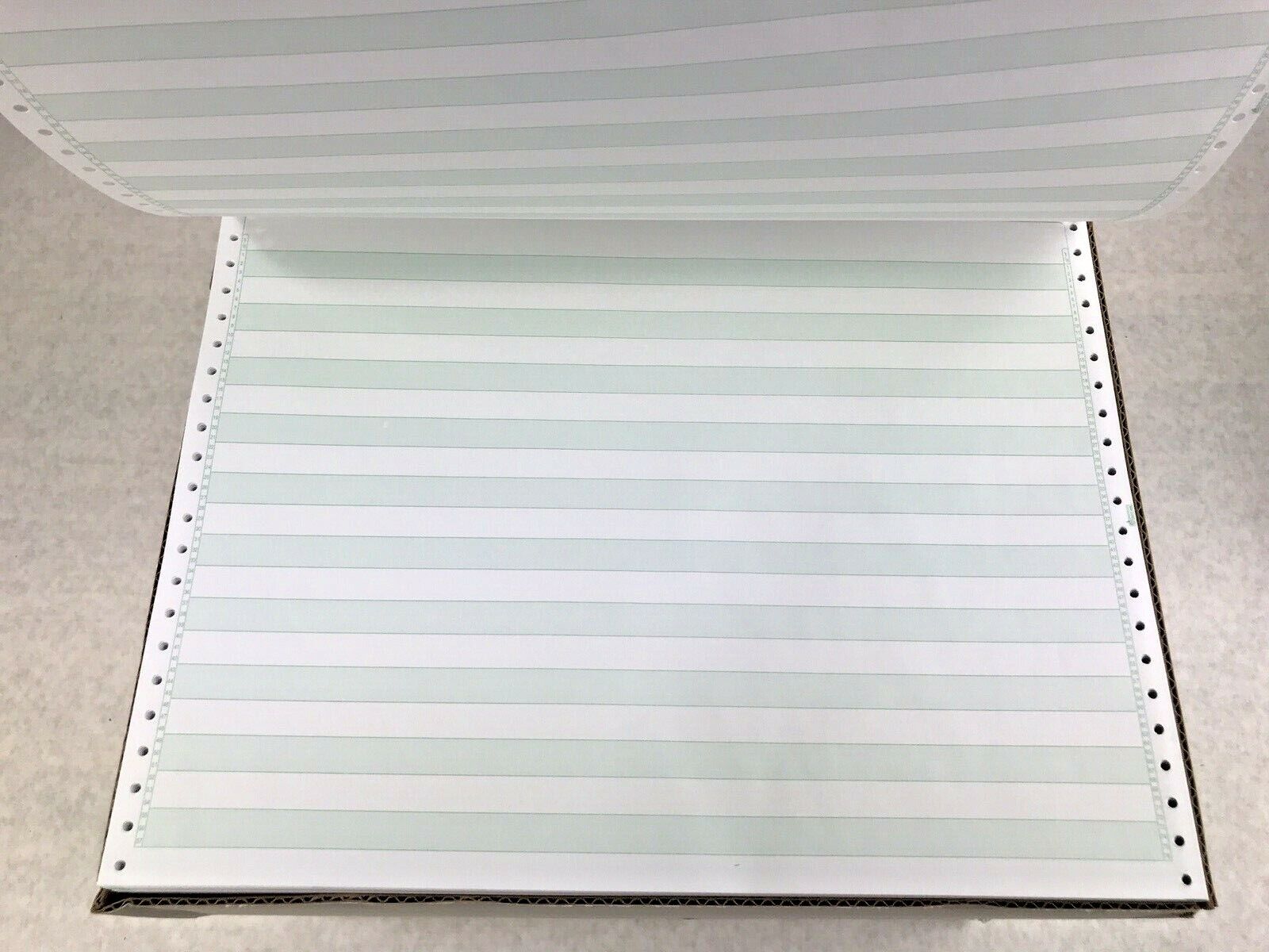 Staples 14 7/8 x11 Inches 2800 Sheets 1/2 Inch Green Bar