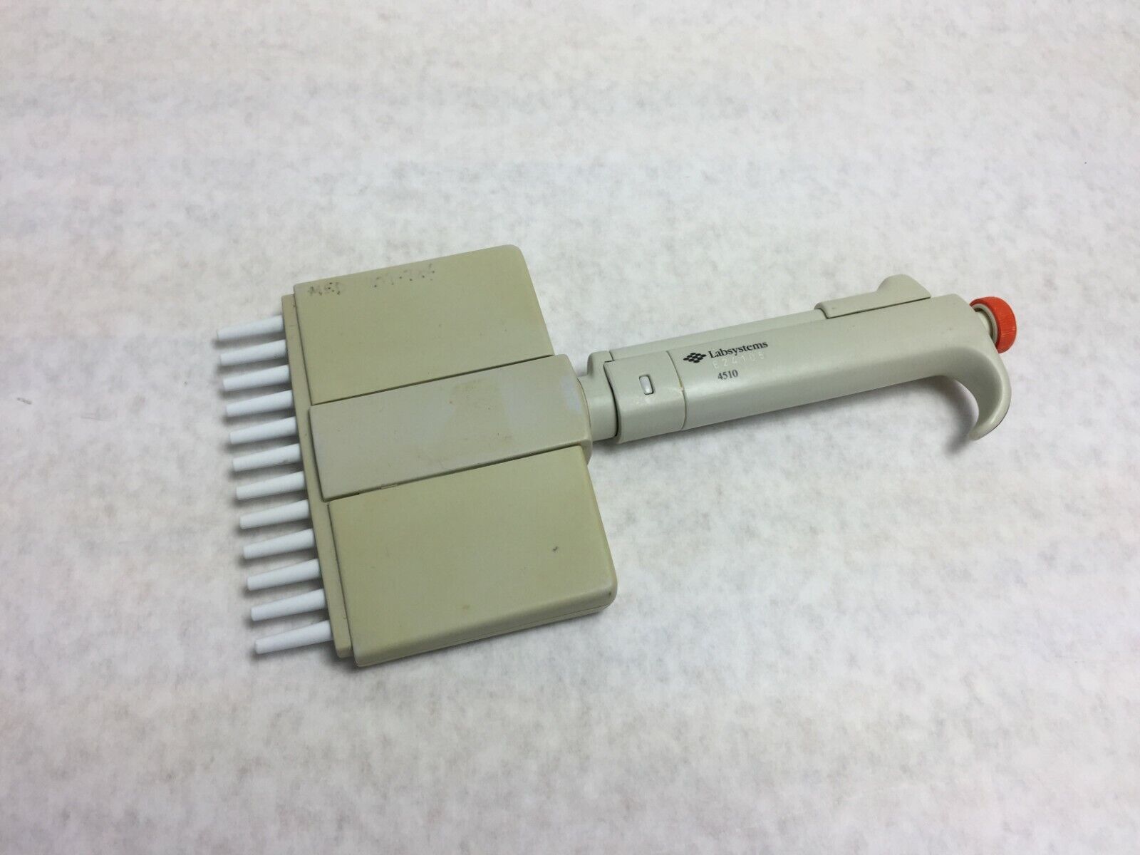 Labsystem Finnpipette 4510 8 Channel Pipette  5-50  μL