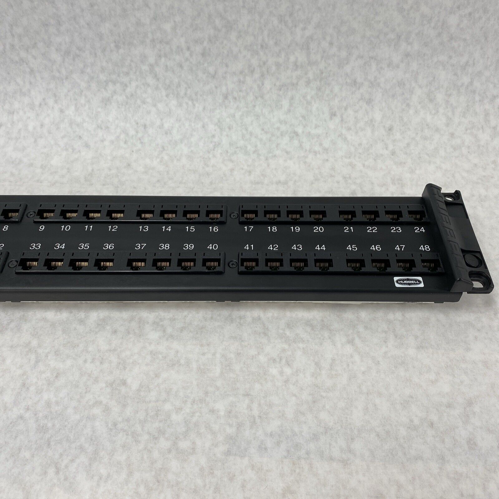 Hubbell P6E48U 2U 48-Port Nextspeed 6 Universal Patch Panel