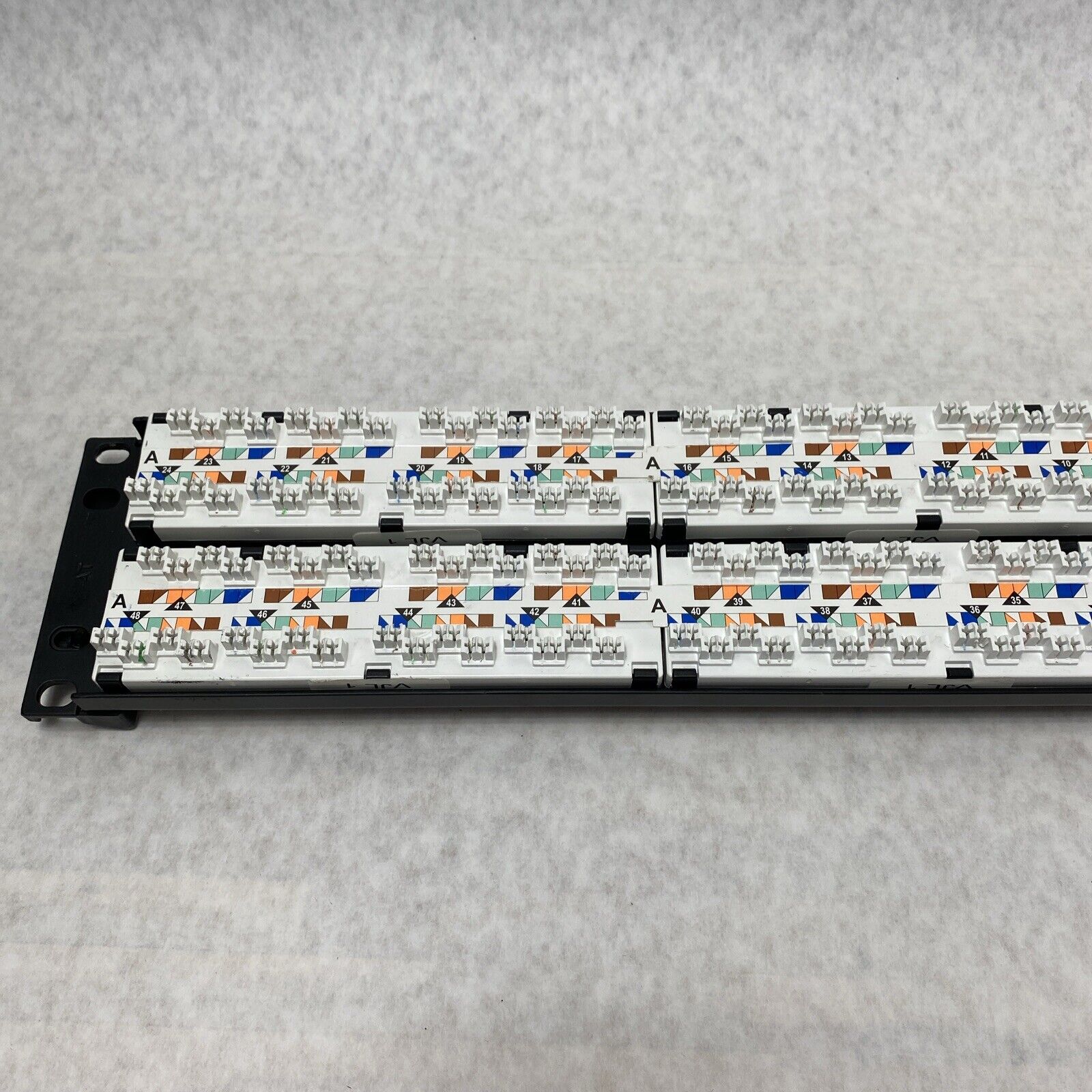 Hubbell P6E48U 2U 48-Port Nextspeed 6 Universal Patch Panel
