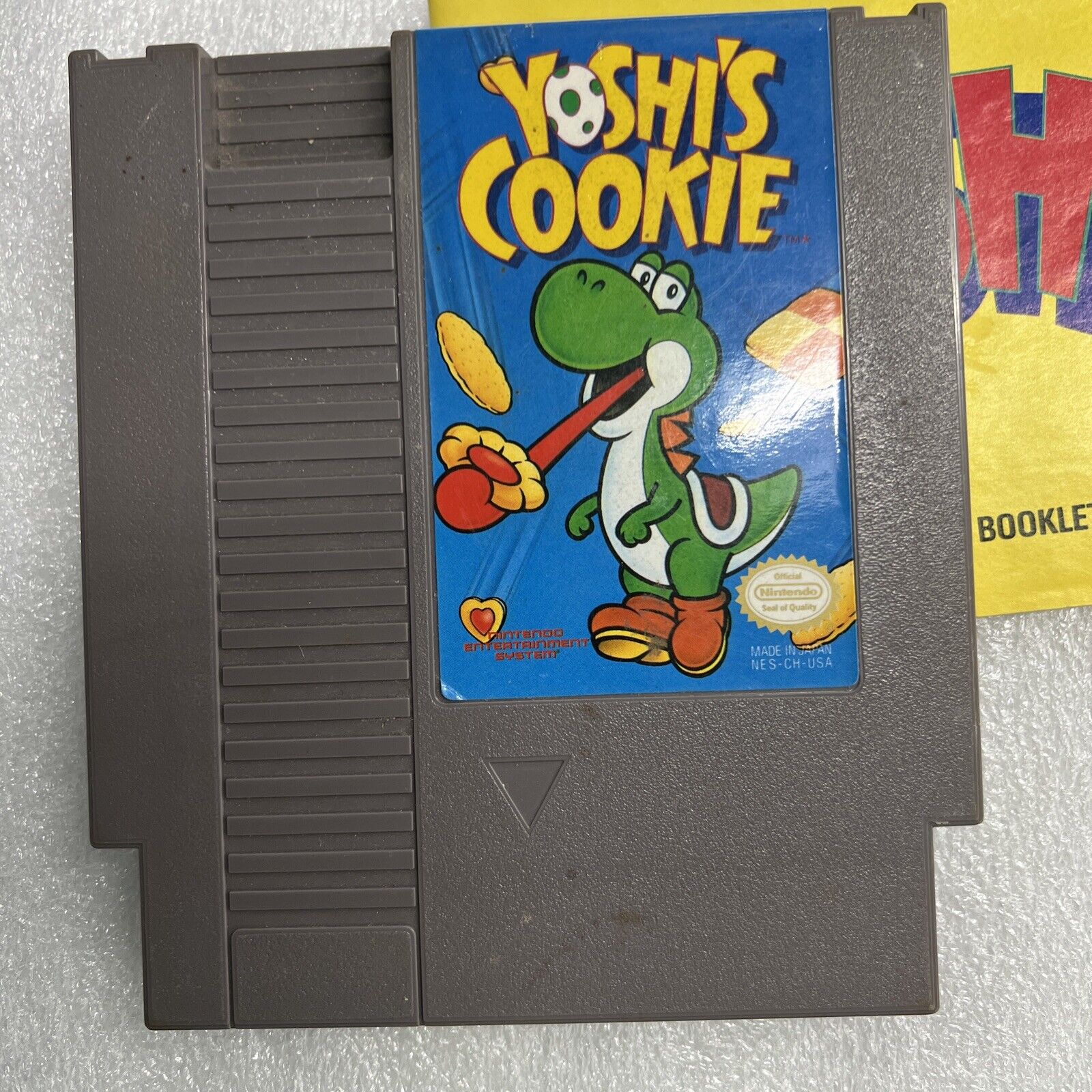 Vintage NES Yoshi's Cookie Nintendo Entertainment System1993 Video Game w/ Book