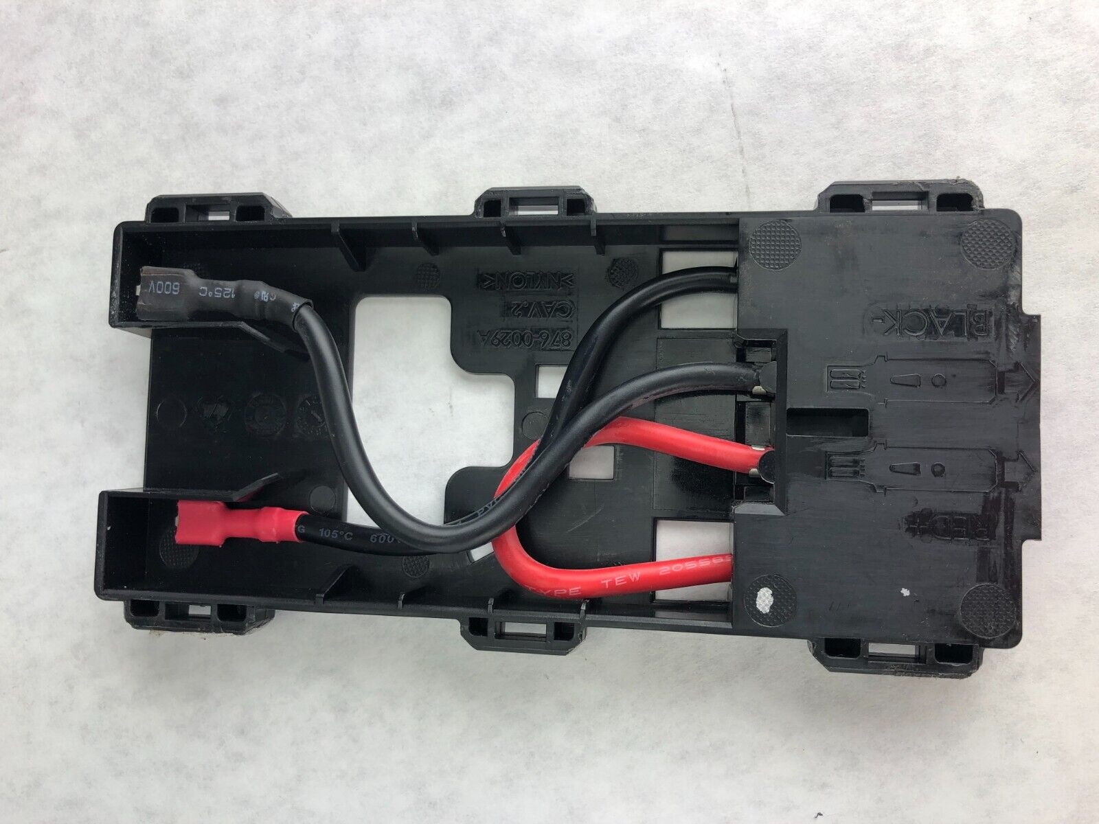 APC SMC1000-2U Smart-UPS C 1000VA Uninterruptible Power Backup - No Batteries